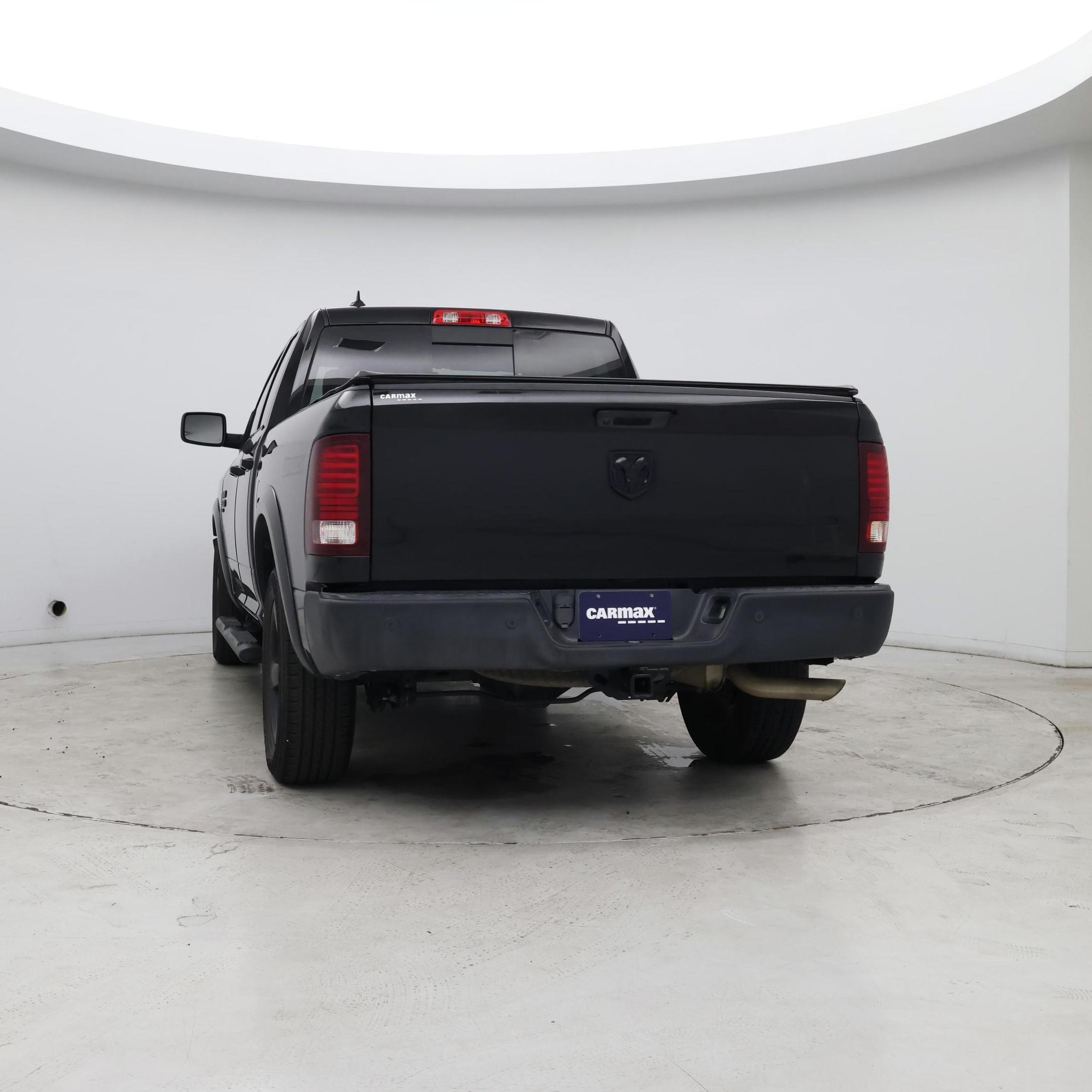 Thumbnail: 2019 RAM 1500 Classic - 6