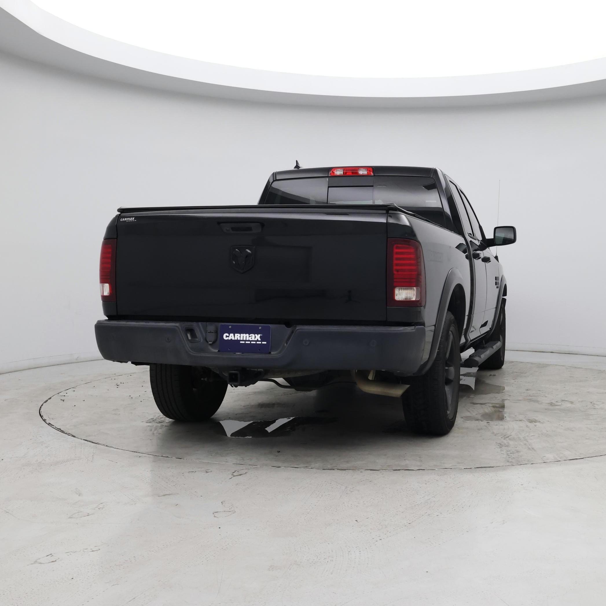 Thumbnail: 2019 RAM 1500 Classic - 8