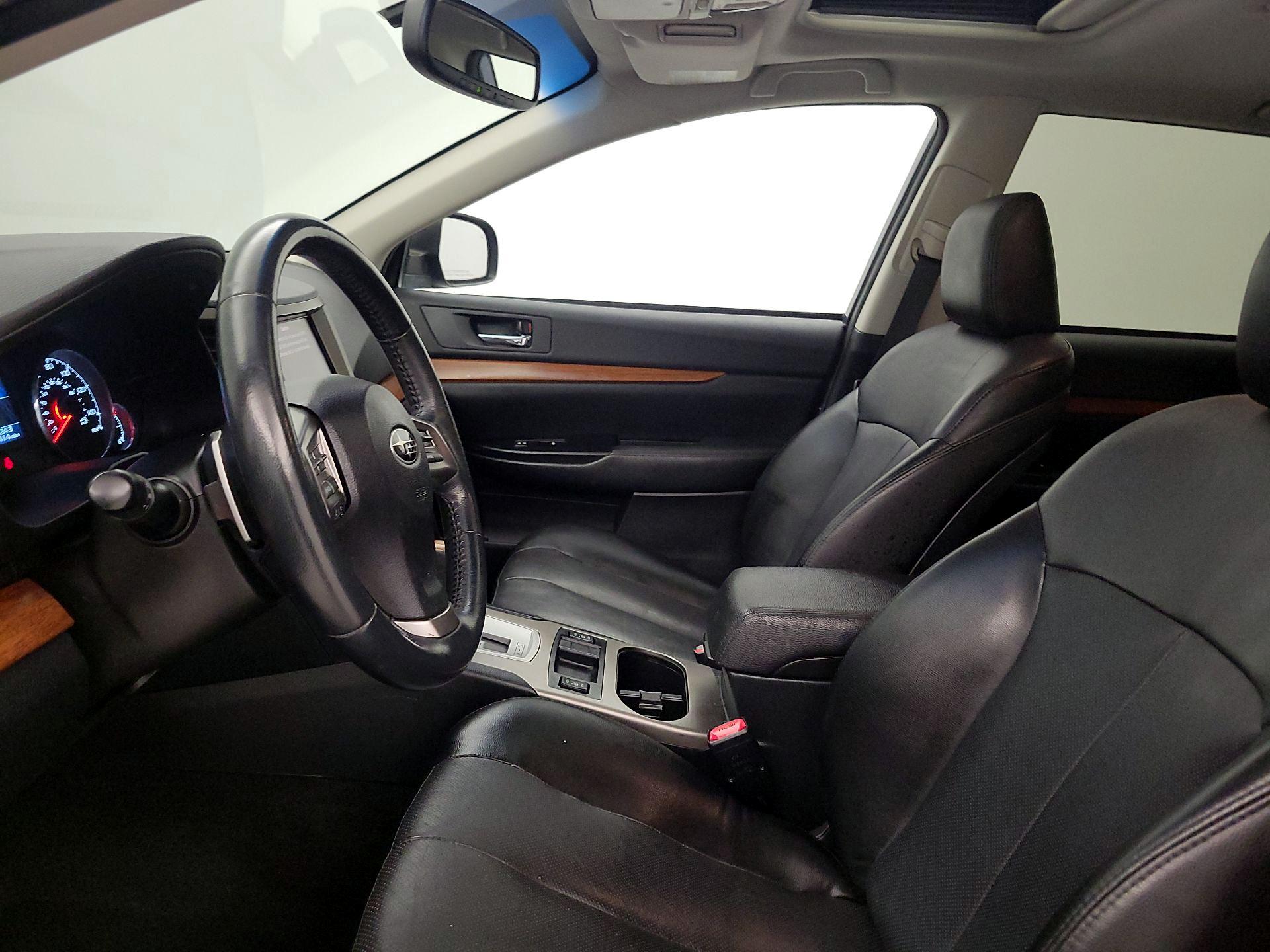 Thumbnail: 2014 Subaru Outback - 9