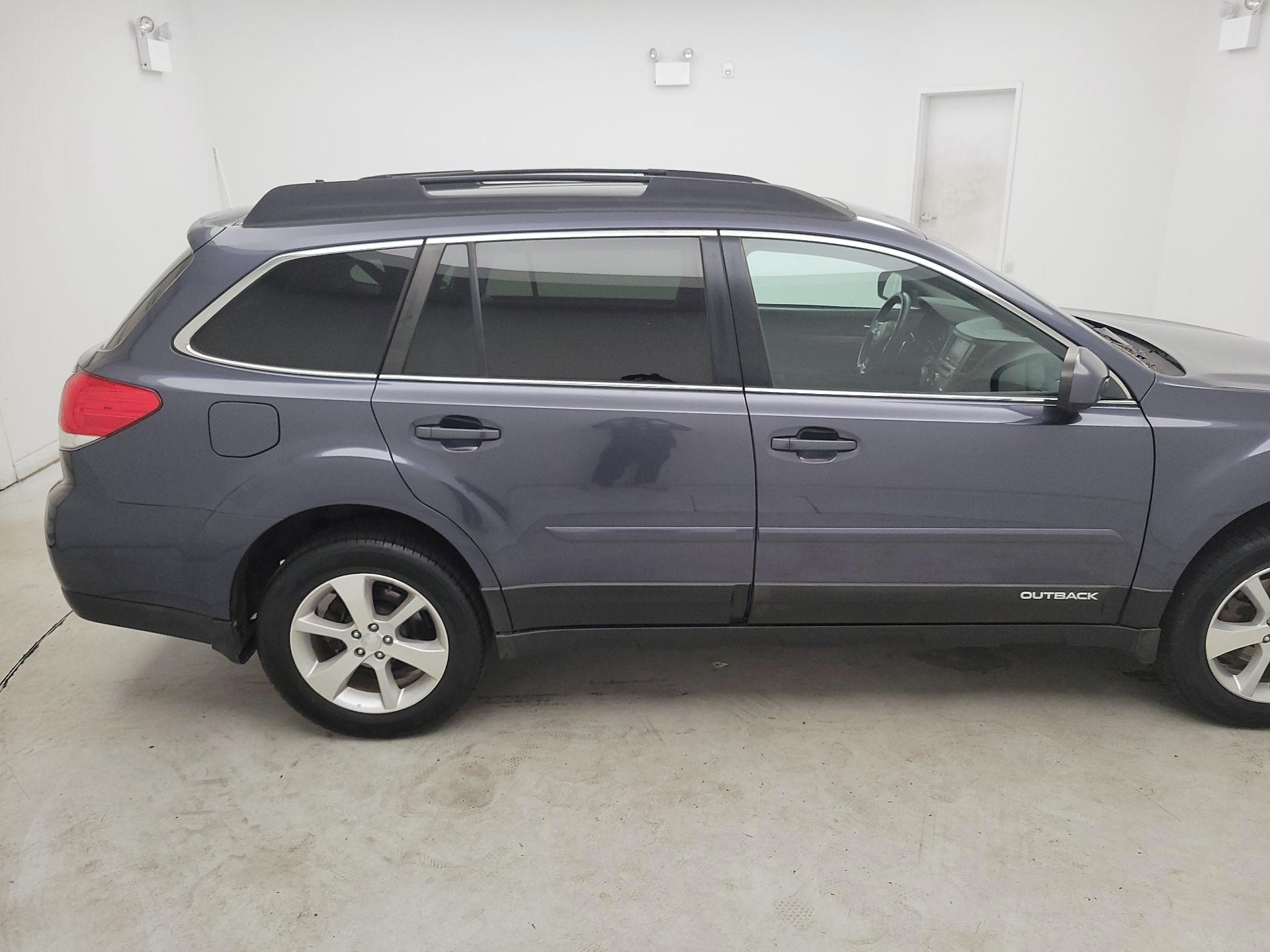 Thumbnail: 2014 Subaru Outback - 4