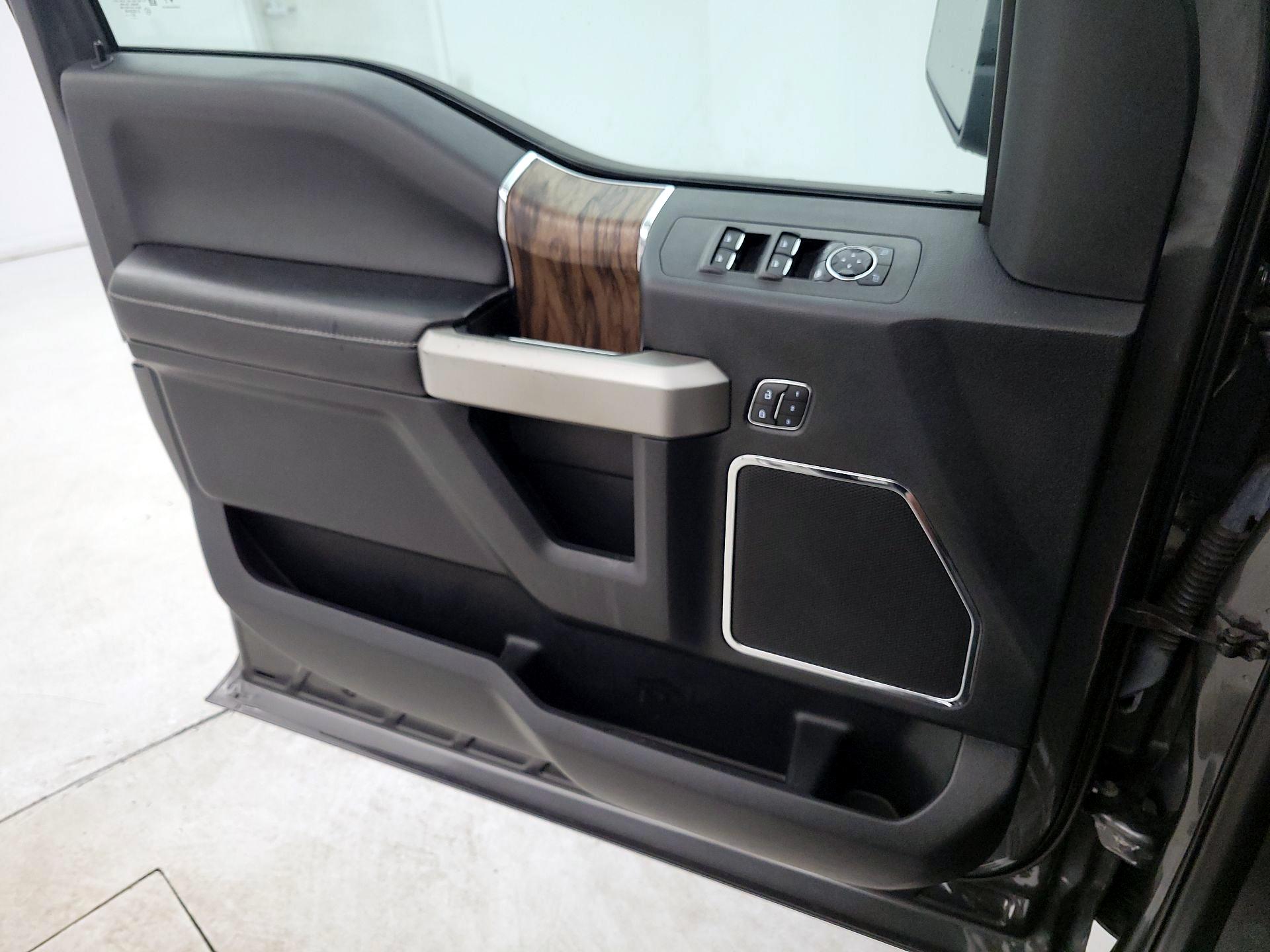 Thumbnail: 2020 Ford F-150 - 10