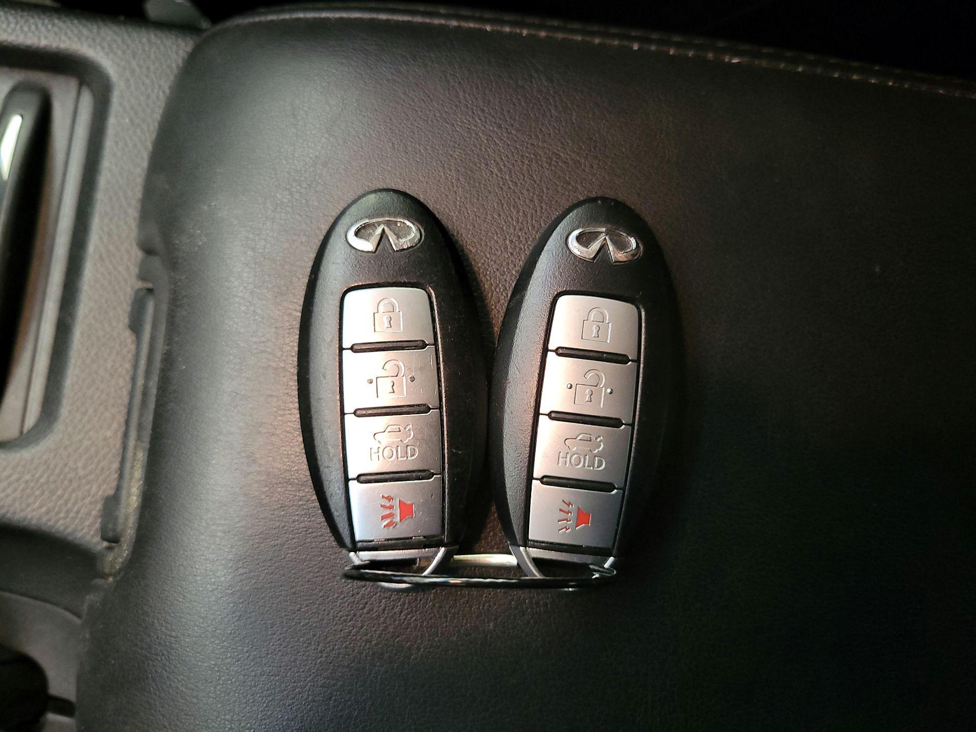 Thumbnail: 2014 INFINITI Q60 - 20