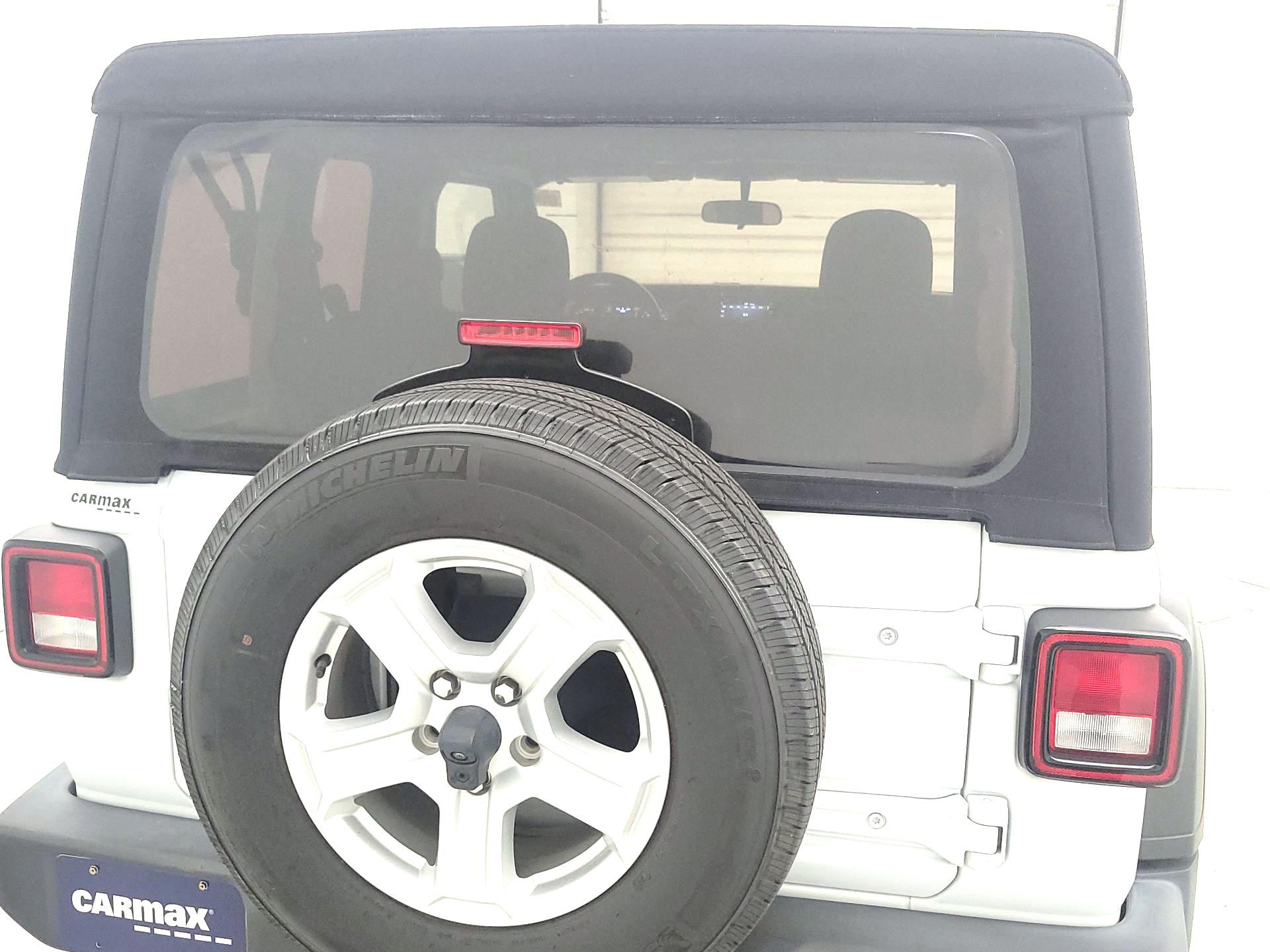 Thumbnail: 2022 Jeep Wrangler - 6