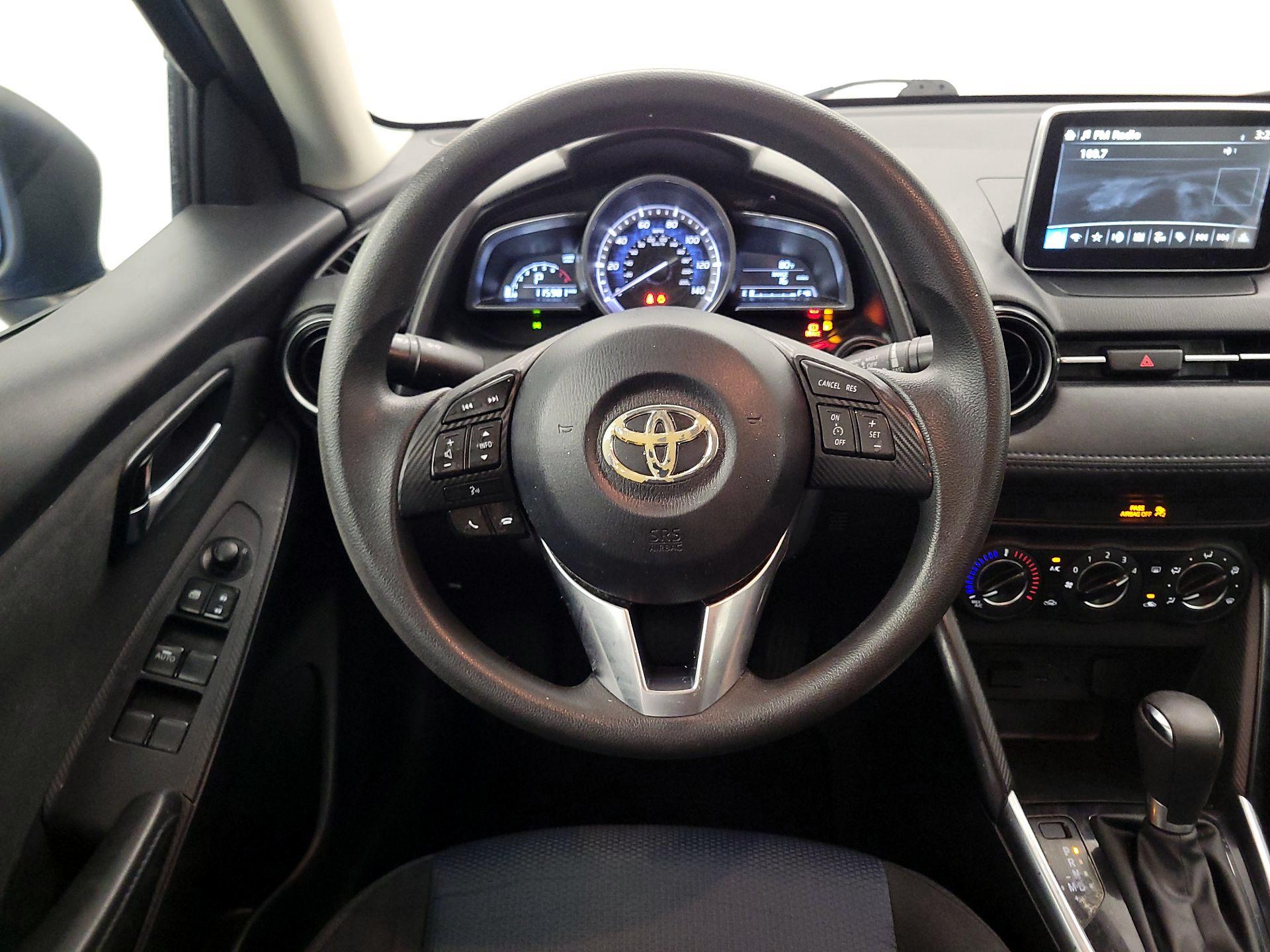 Thumbnail: 2018 Toyota Yaris iA - 10
