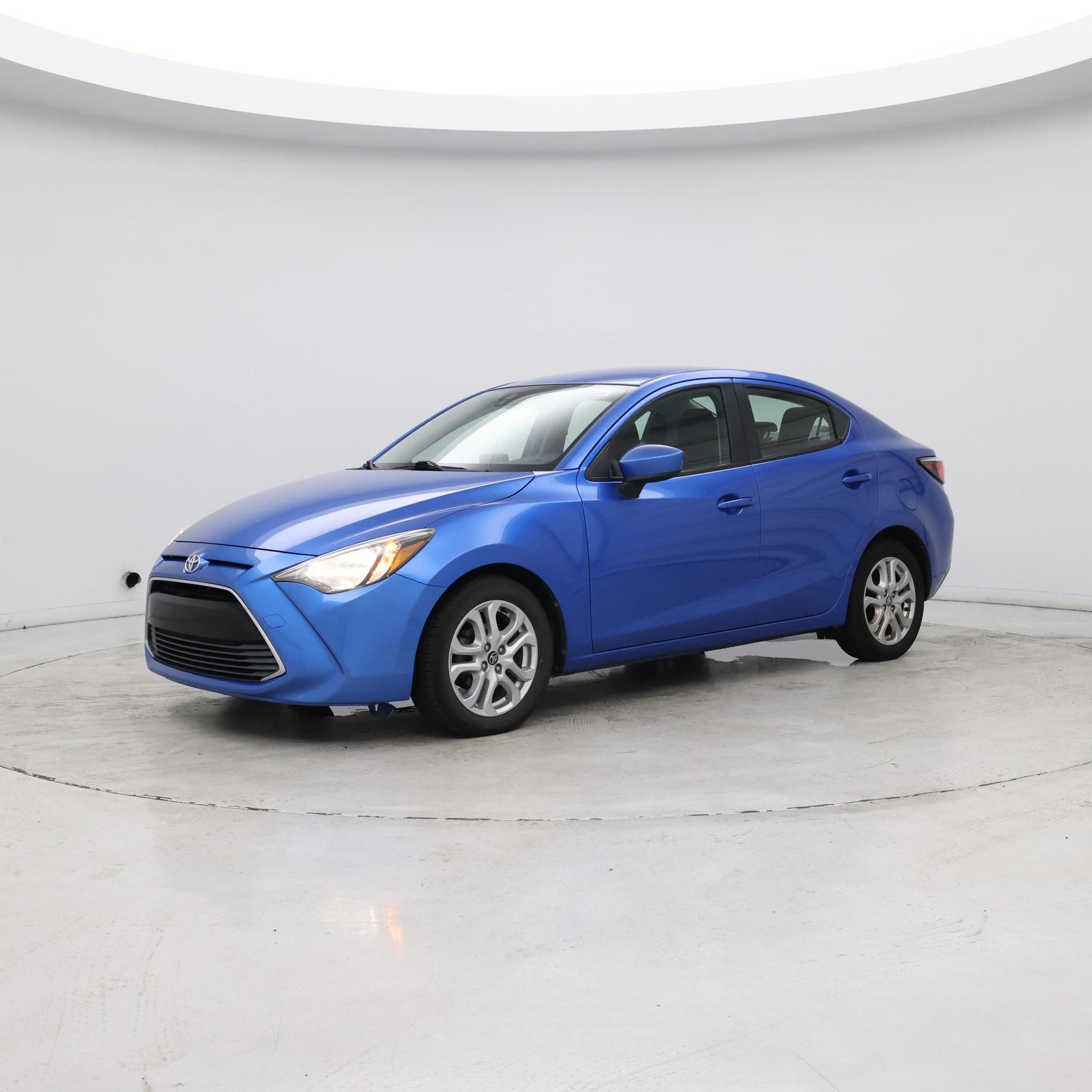 Thumbnail: 2018 Toyota Yaris iA - 3