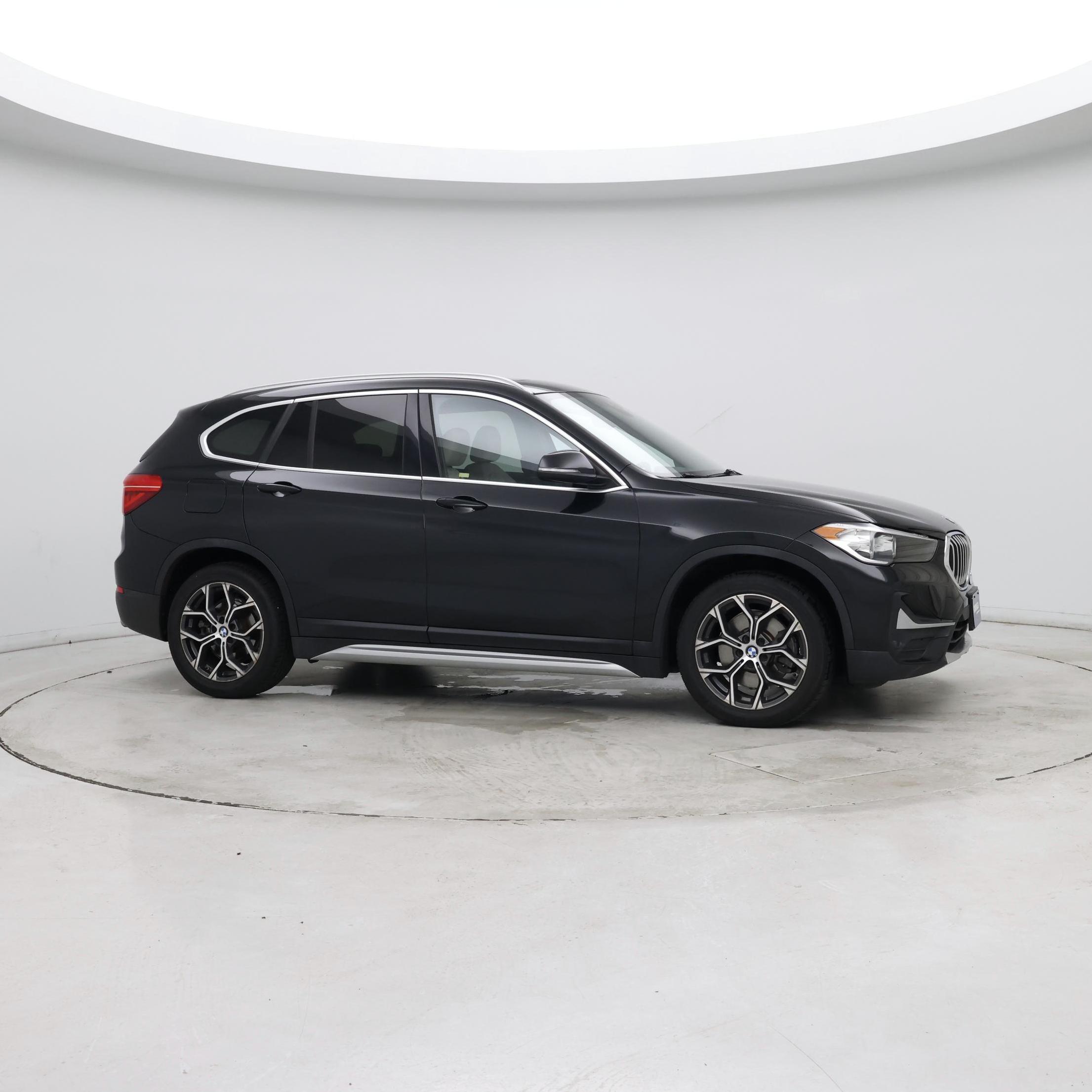 Thumbnail: 2021 BMW X1 - 7