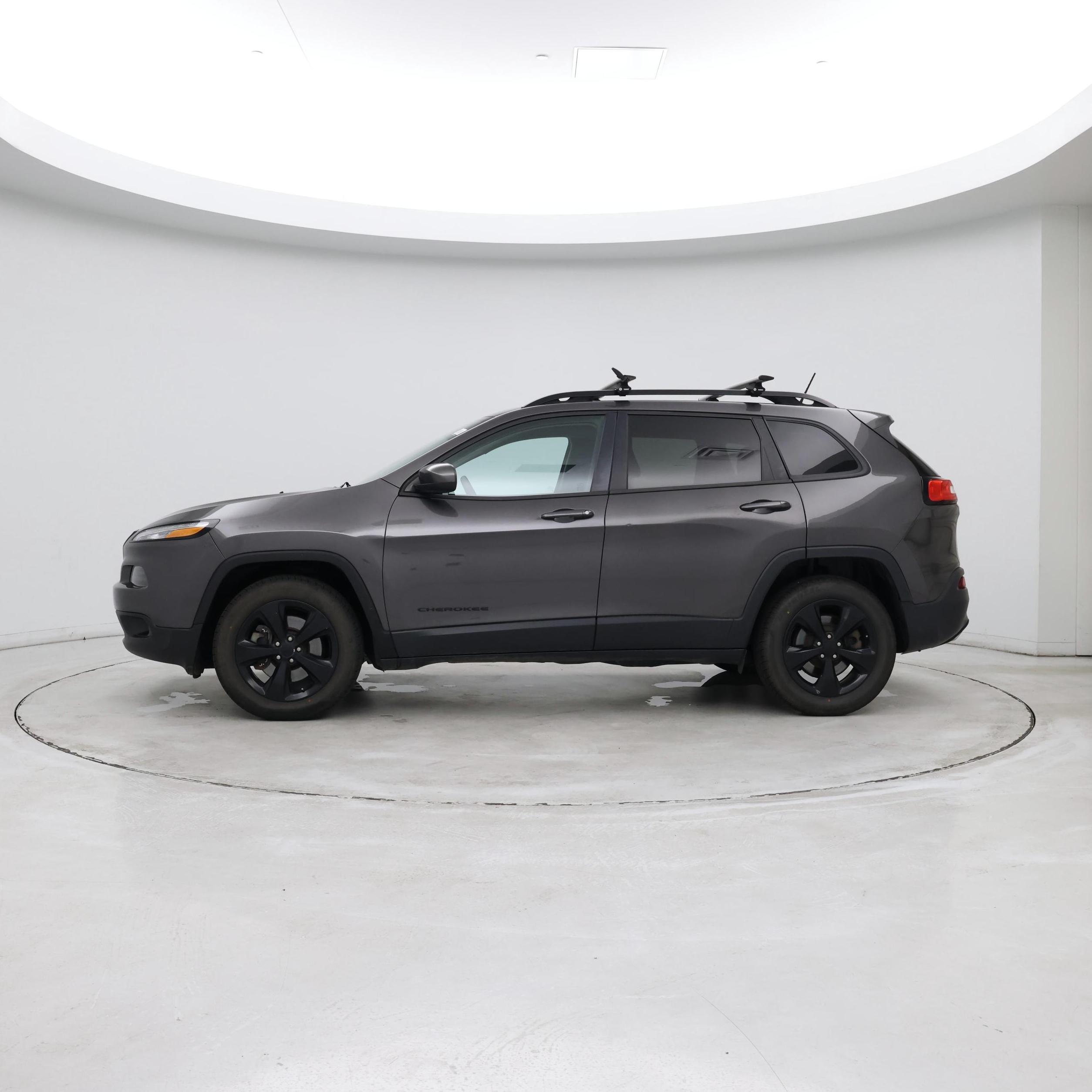 Thumbnail: 2018 Jeep Cherokee - 2