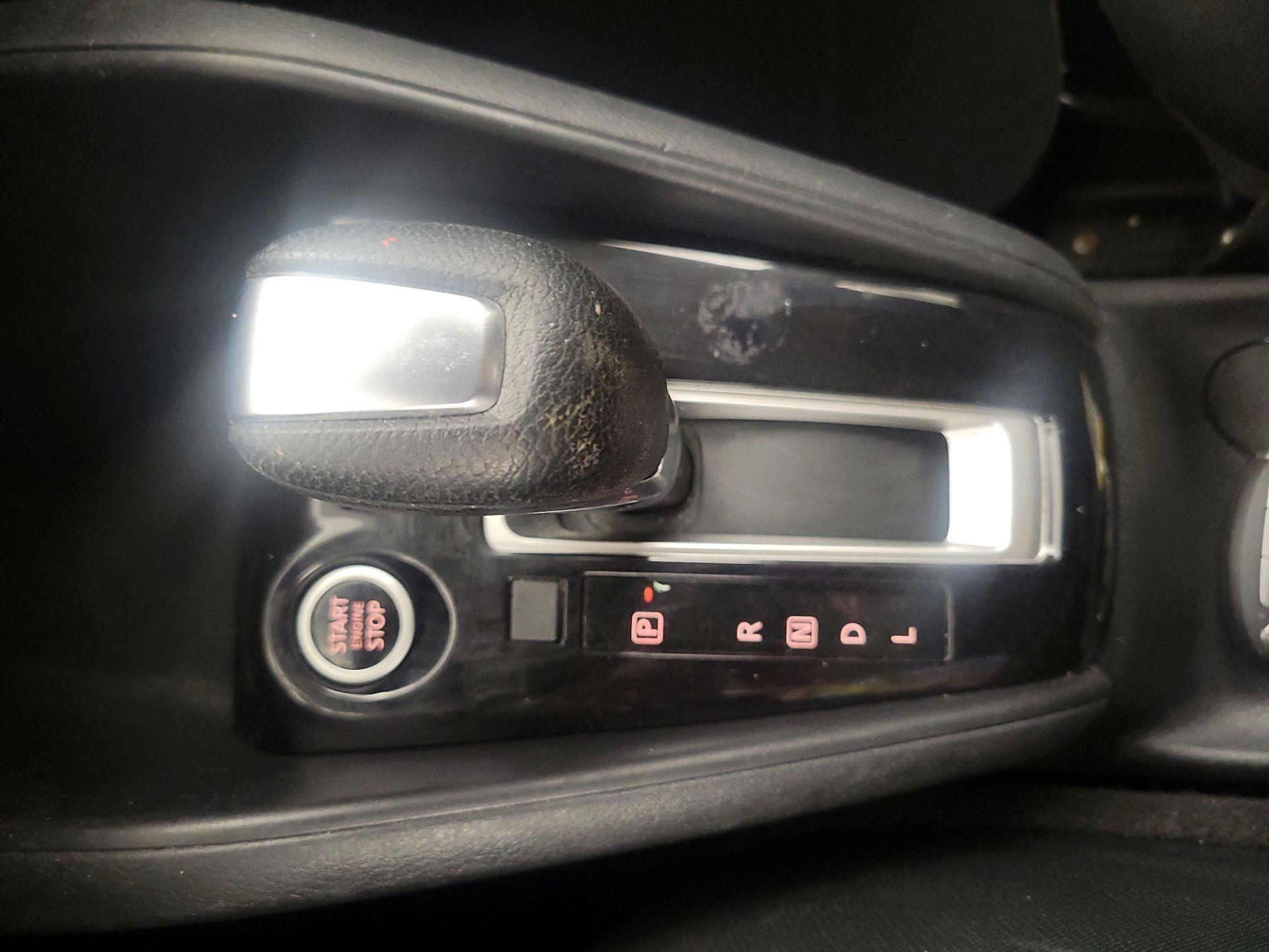 Thumbnail: 2021 Nissan Kicks - 18