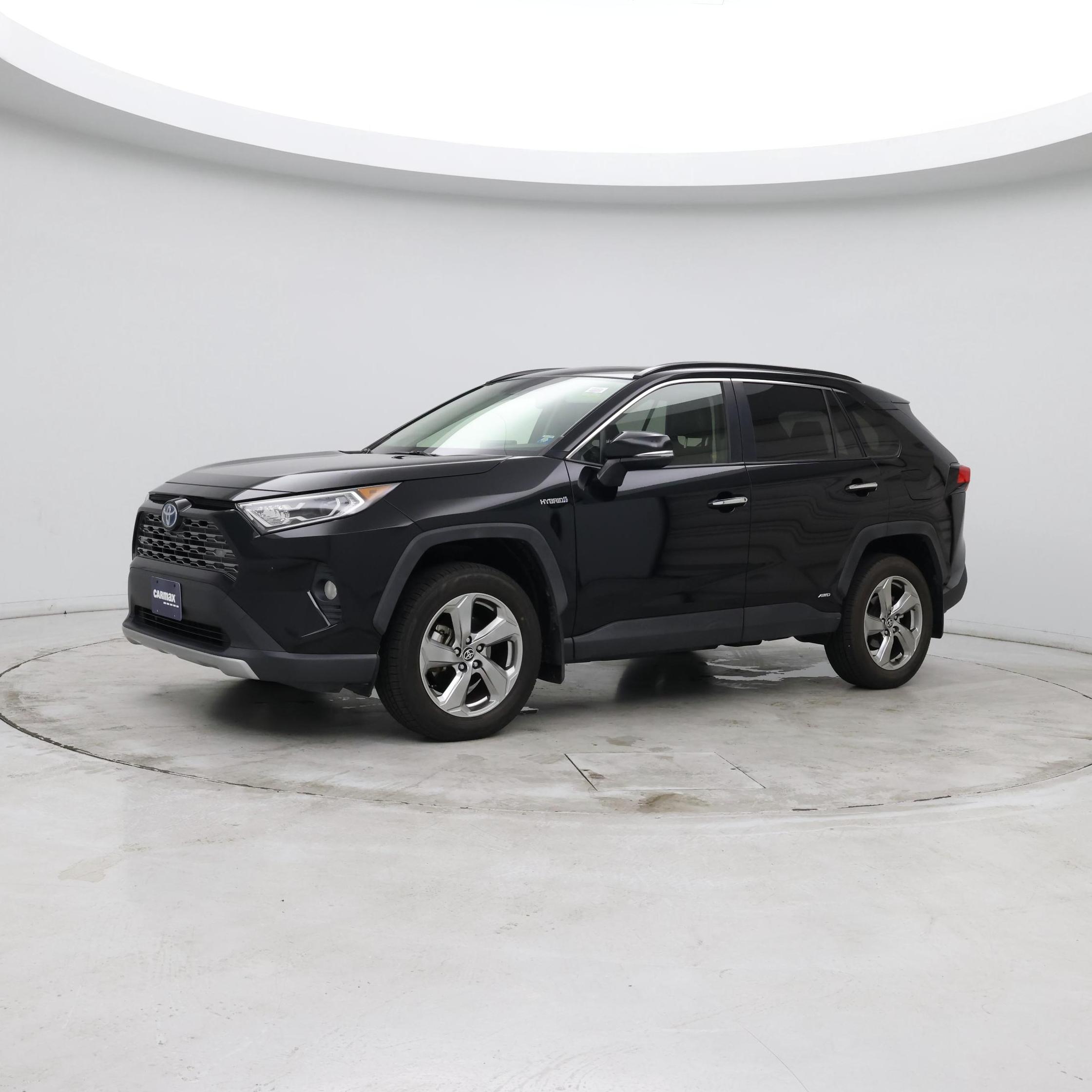 Thumbnail: 2020 Toyota RAV4 - 3