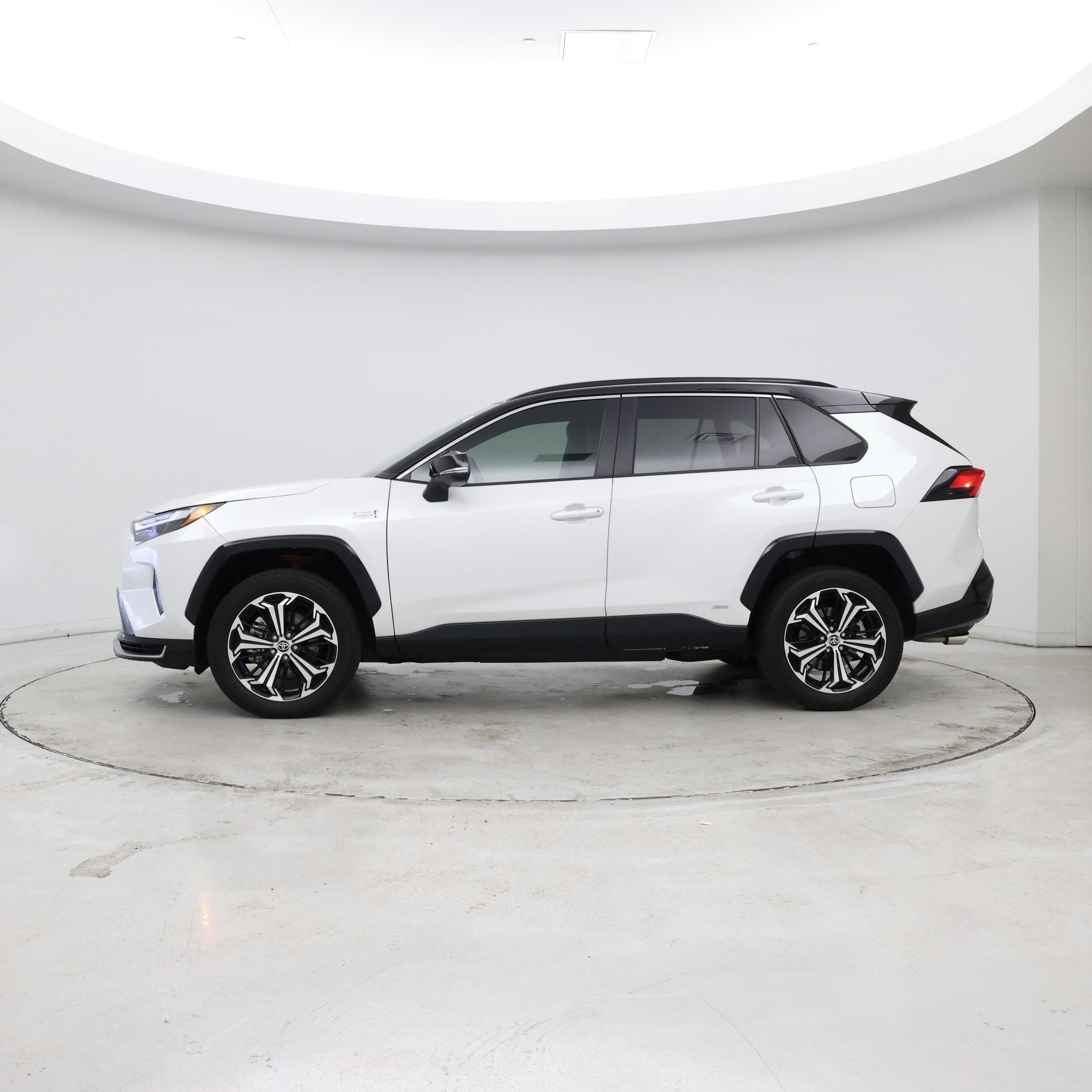 Thumbnail: 2023 Toyota RAV4 - 2