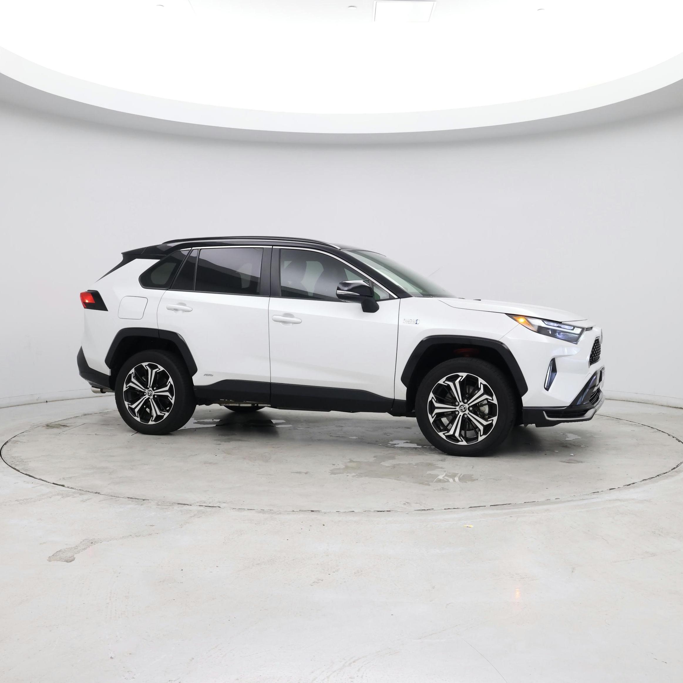 Thumbnail: 2023 Toyota RAV4 - 7