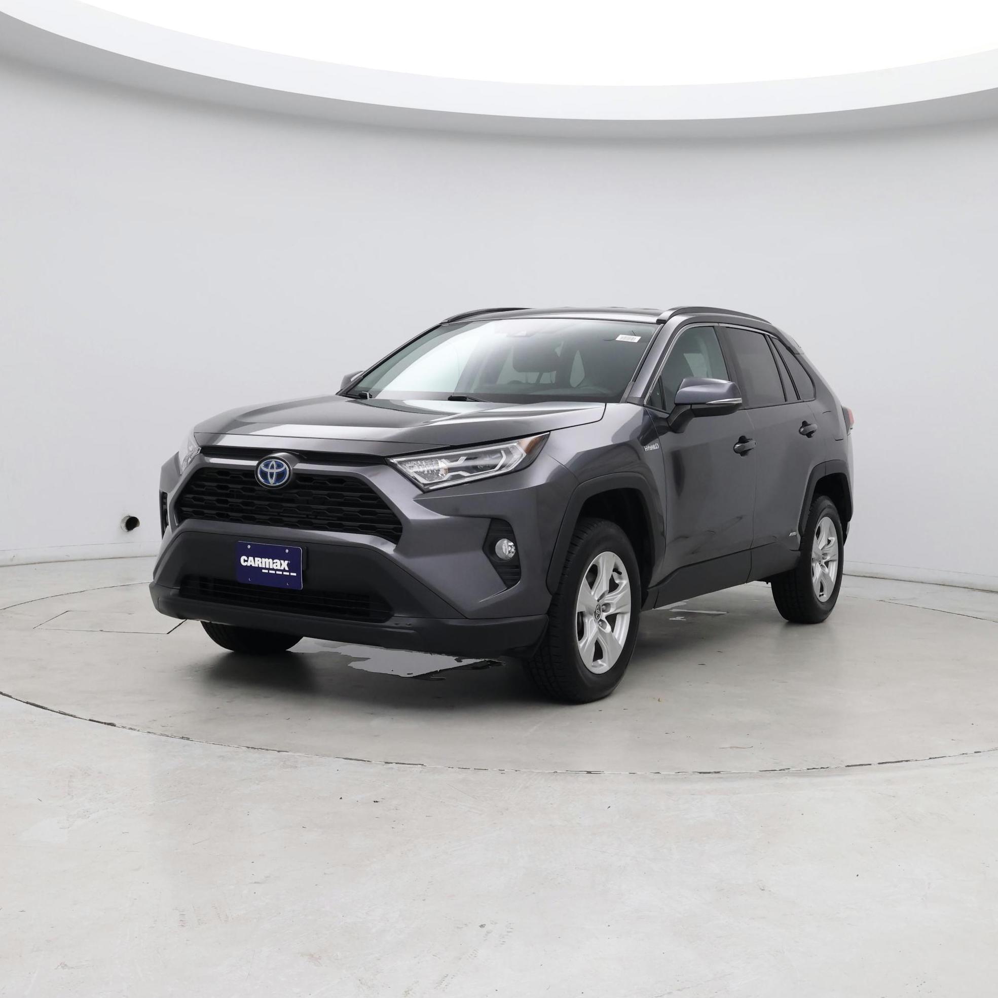 Thumbnail: 2021 Toyota RAV4 - 4