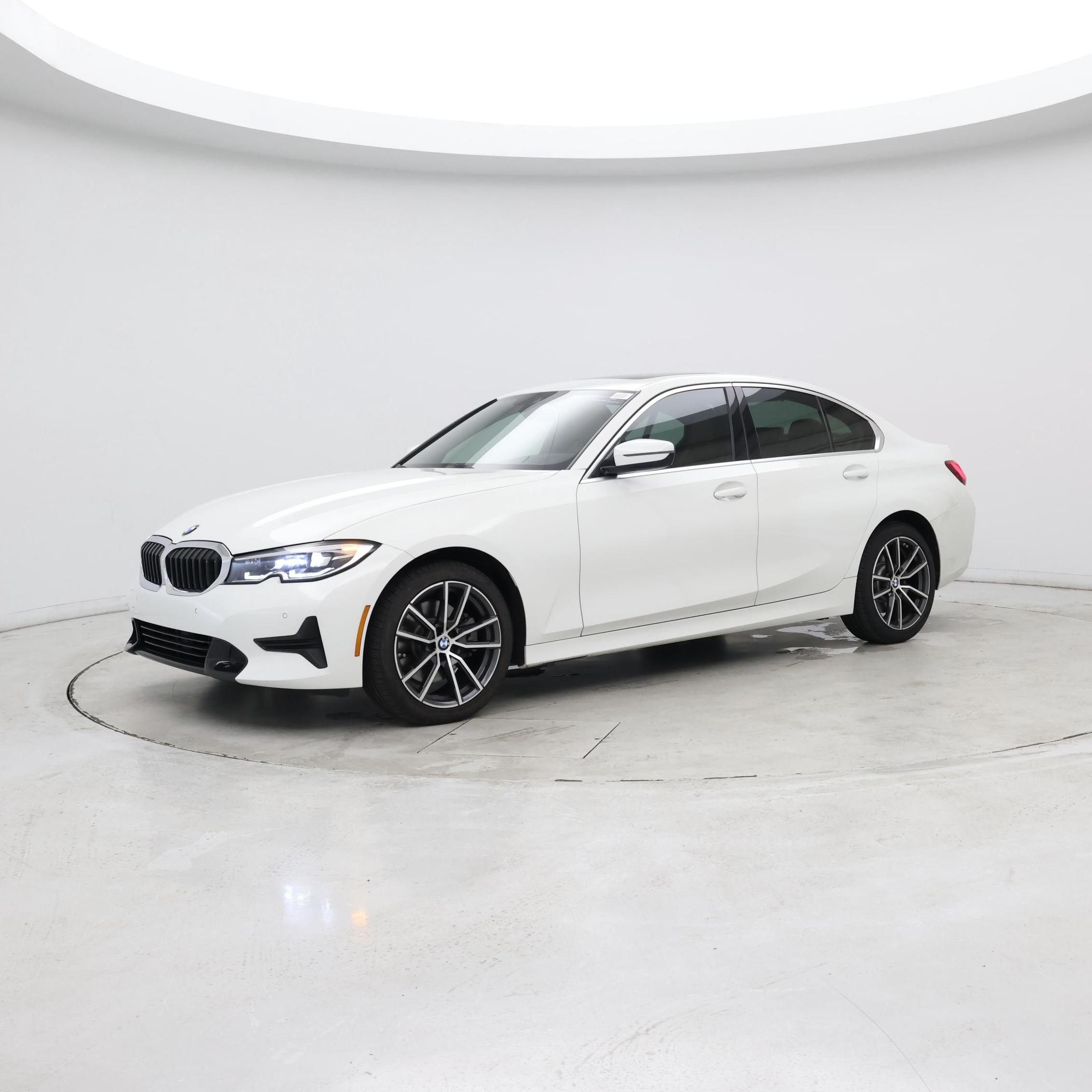 Thumbnail: 2020 BMW 3 Series - 3
