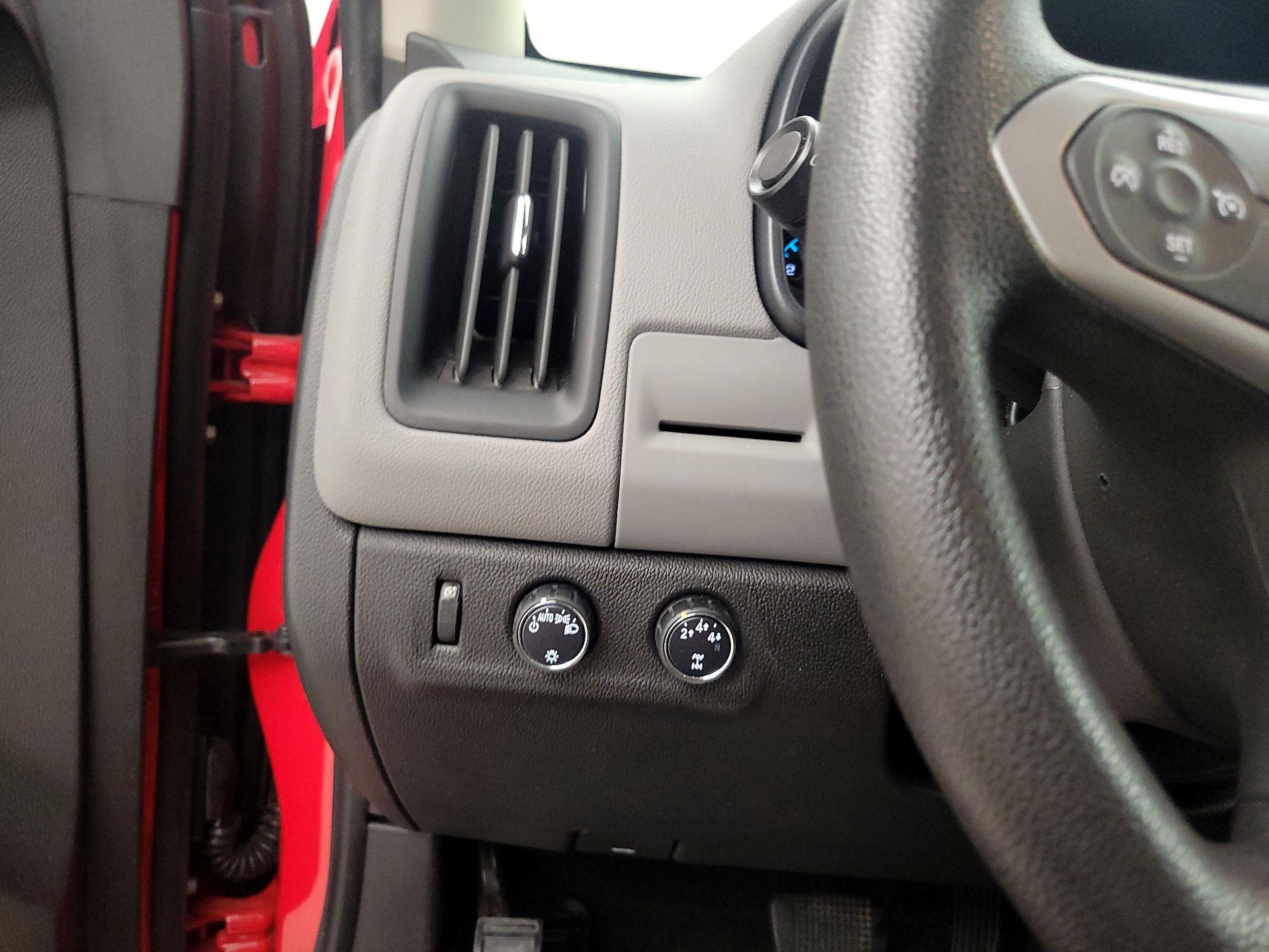 Thumbnail: 2016 Chevrolet Colorado - 13