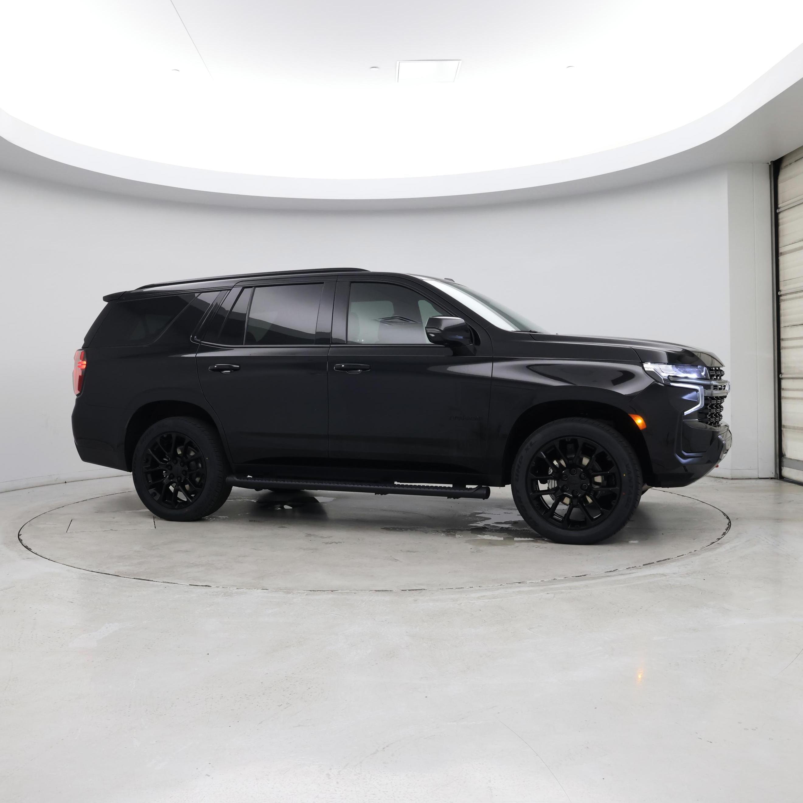 Thumbnail: 2022 Chevrolet Tahoe - 7