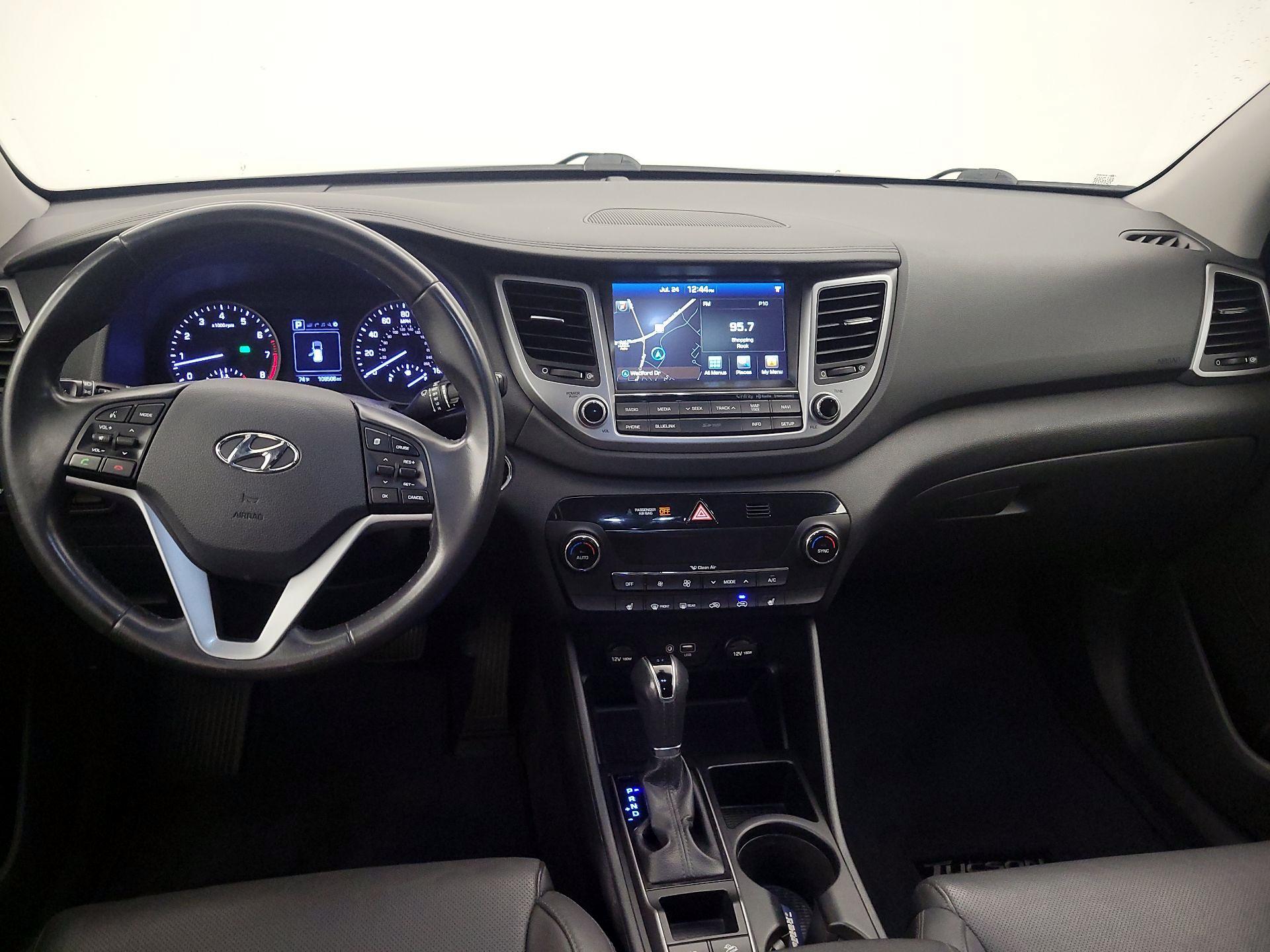 Thumbnail: 2017 Hyundai Tucson - 8