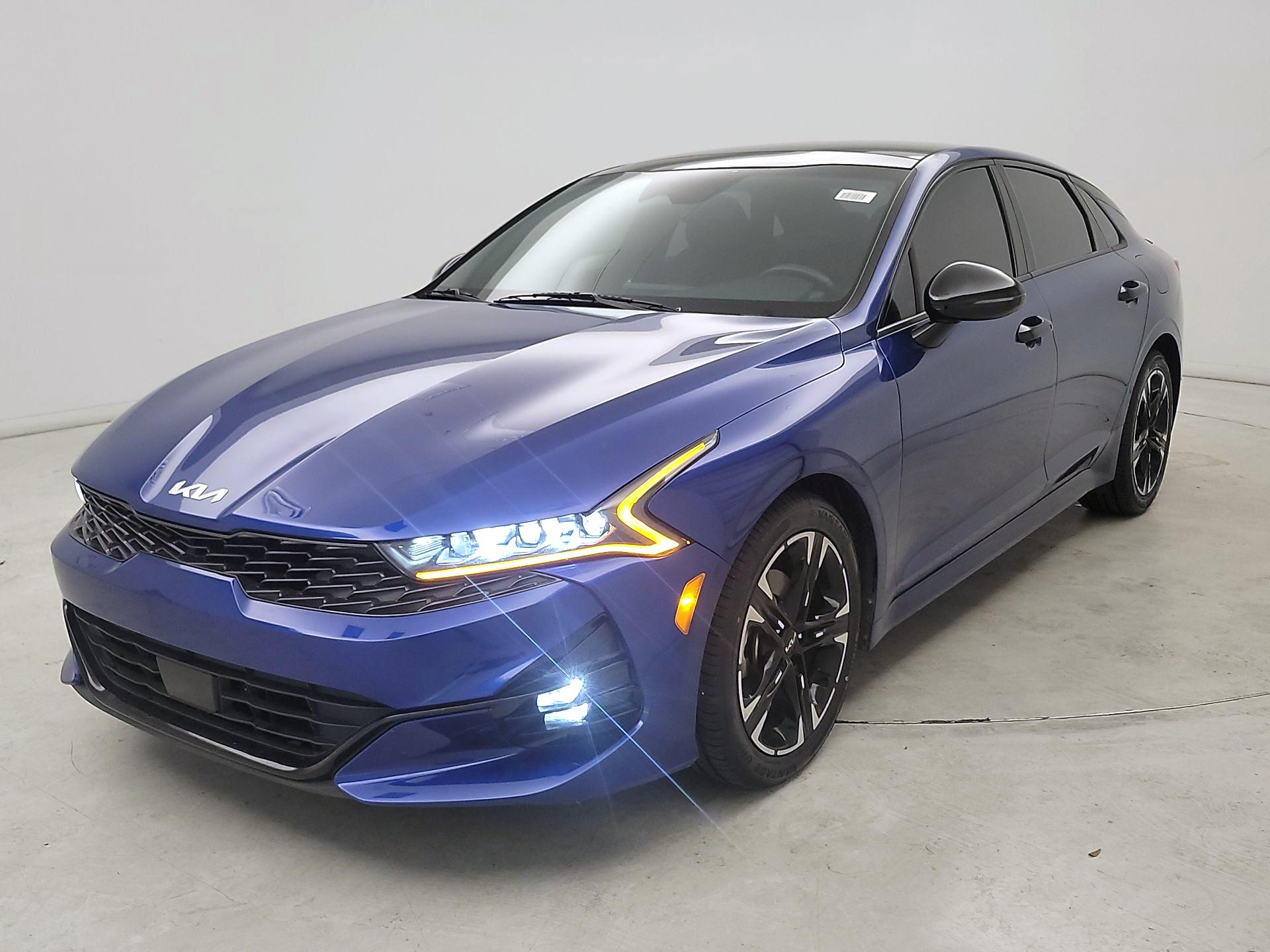 Thumbnail: 2022 Kia K5 - 3