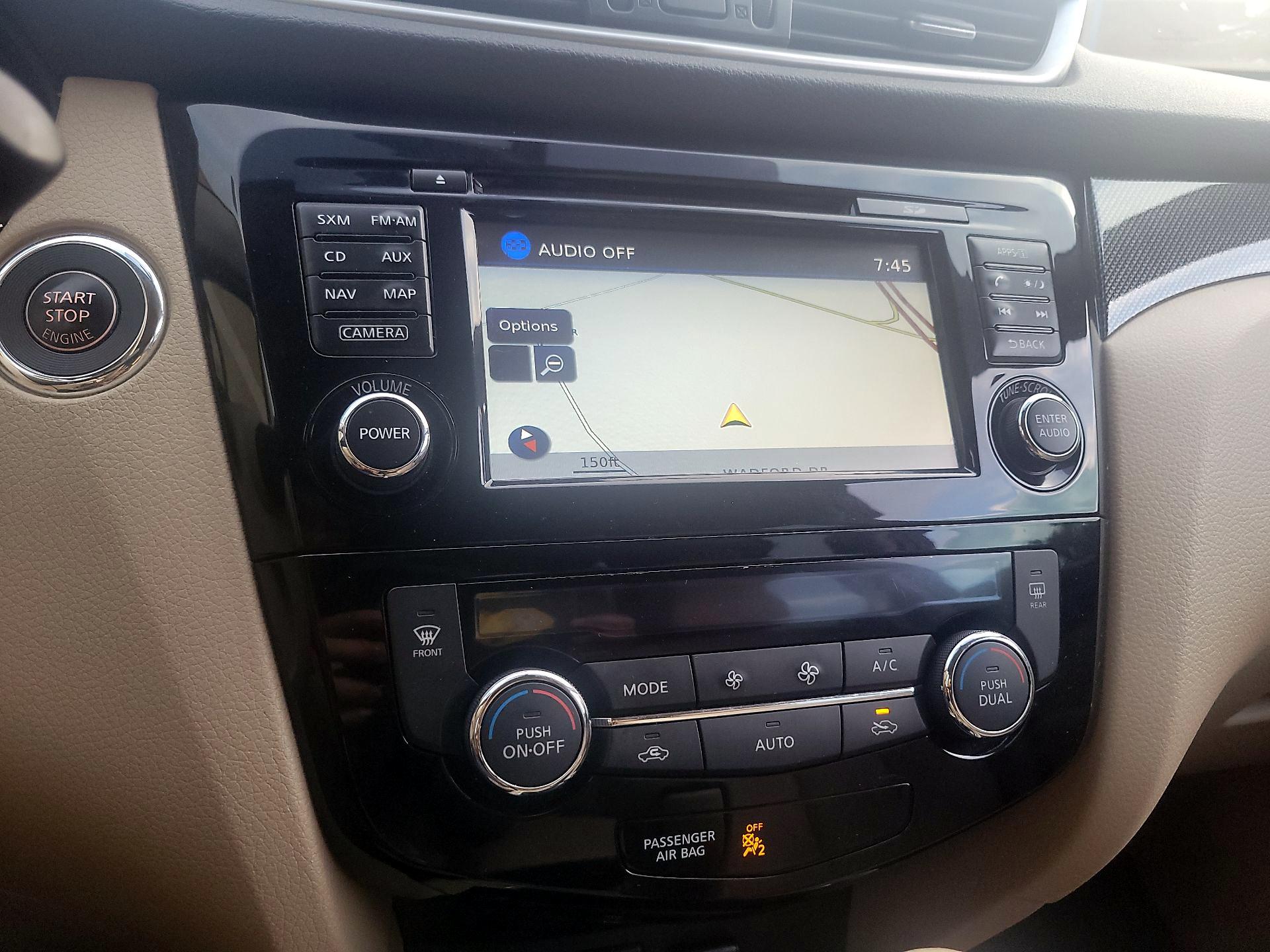Thumbnail: 2015 Nissan Rogue - 15