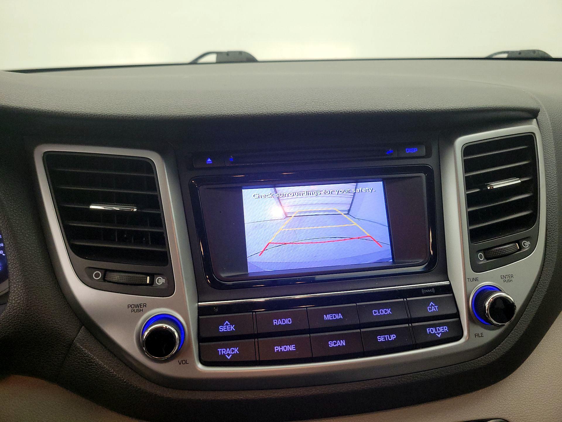 Thumbnail: 2017 Hyundai Tucson - 12