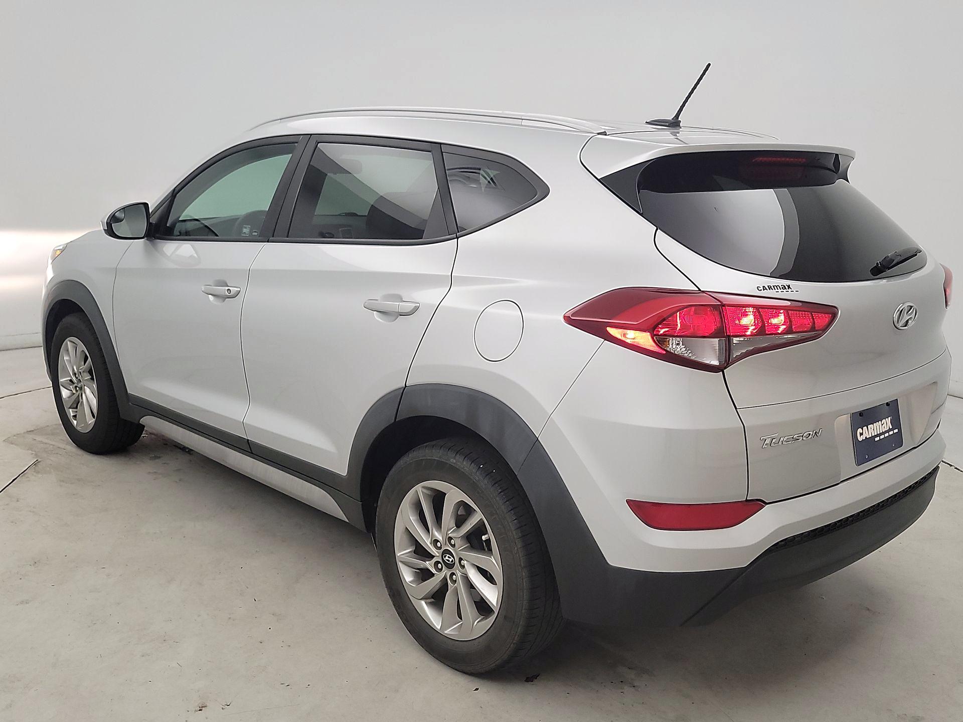 Thumbnail: 2017 Hyundai Tucson - 7
