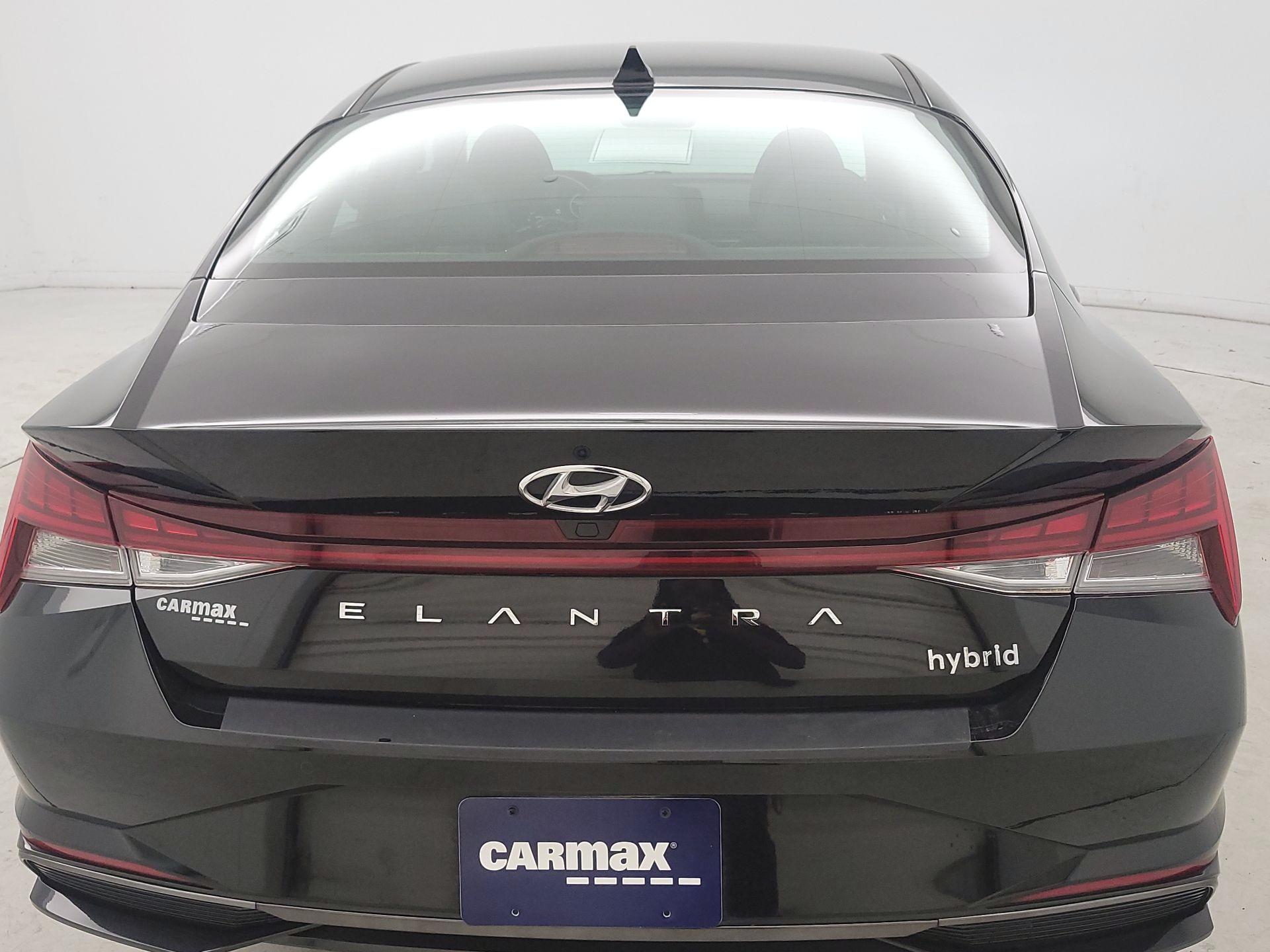 Thumbnail: 2023 Hyundai Elantra - 6