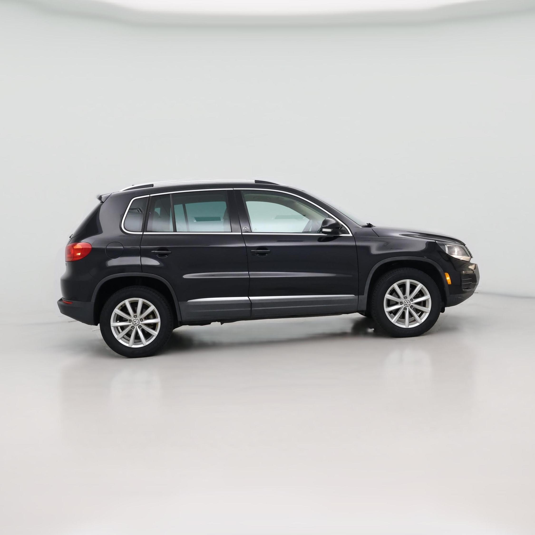 Thumbnail: 2017 Volkswagen Tiguan - 1