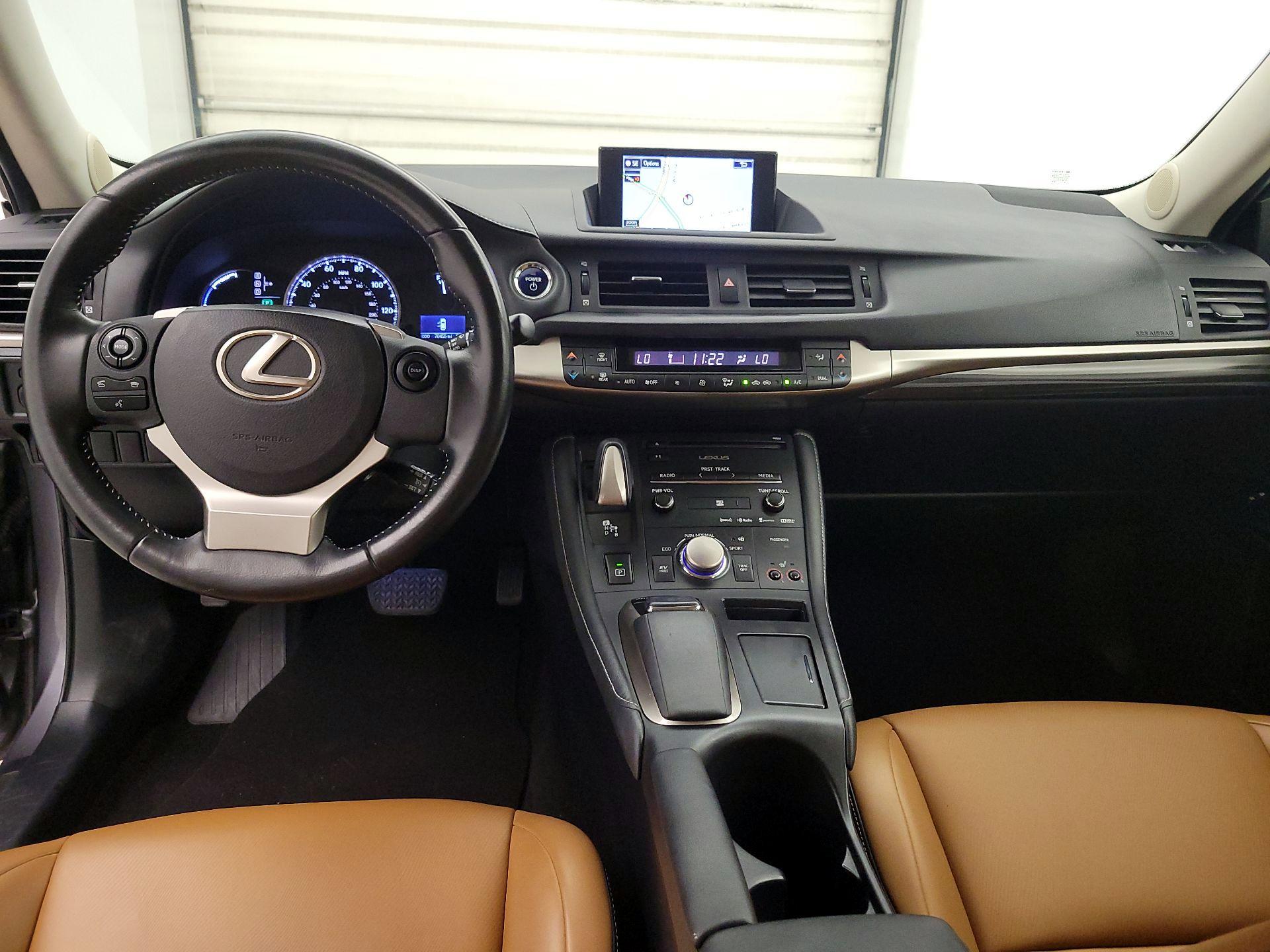 Thumbnail: 2015 Lexus CT - 9