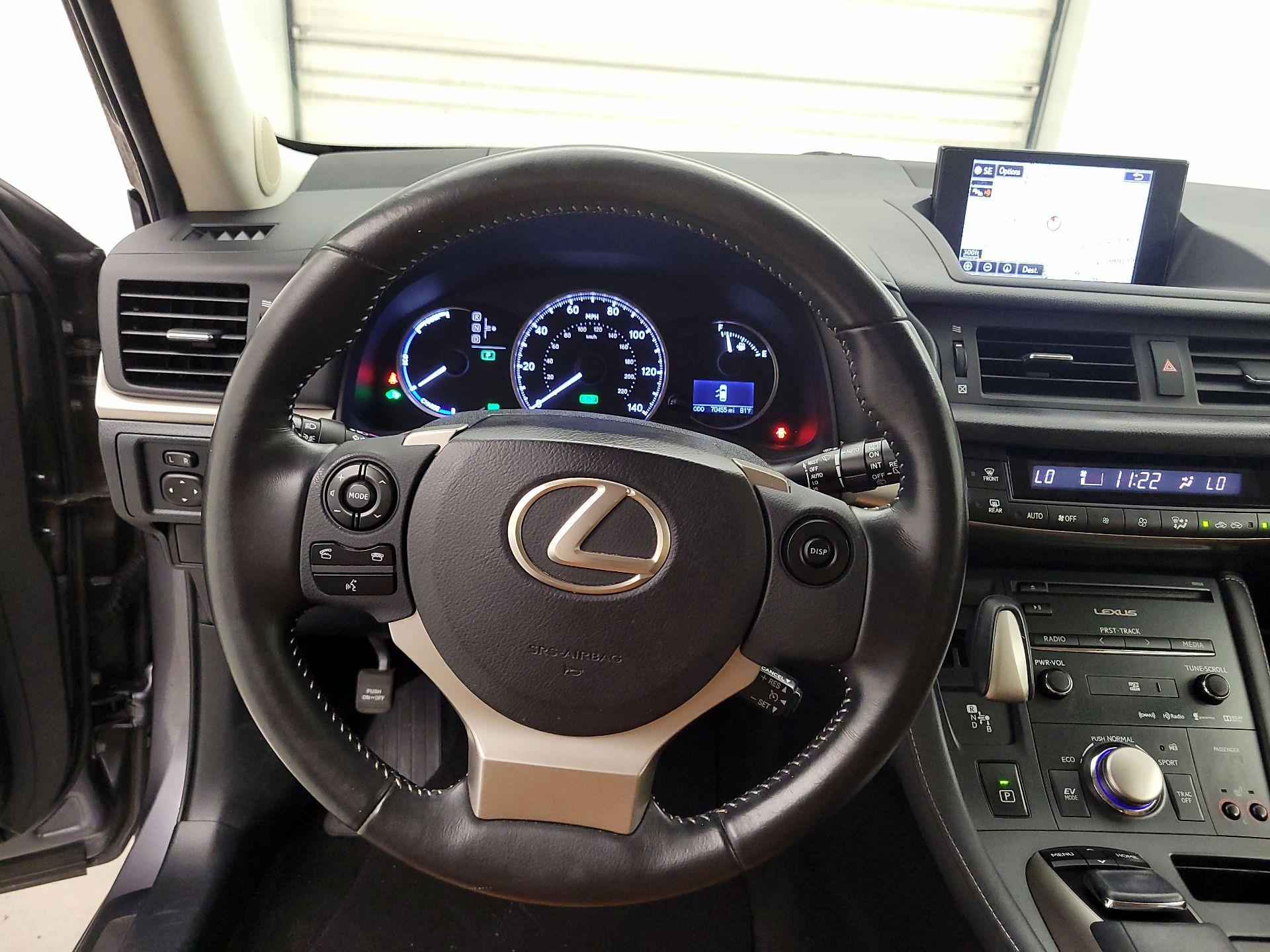 Thumbnail: 2015 Lexus CT - 10