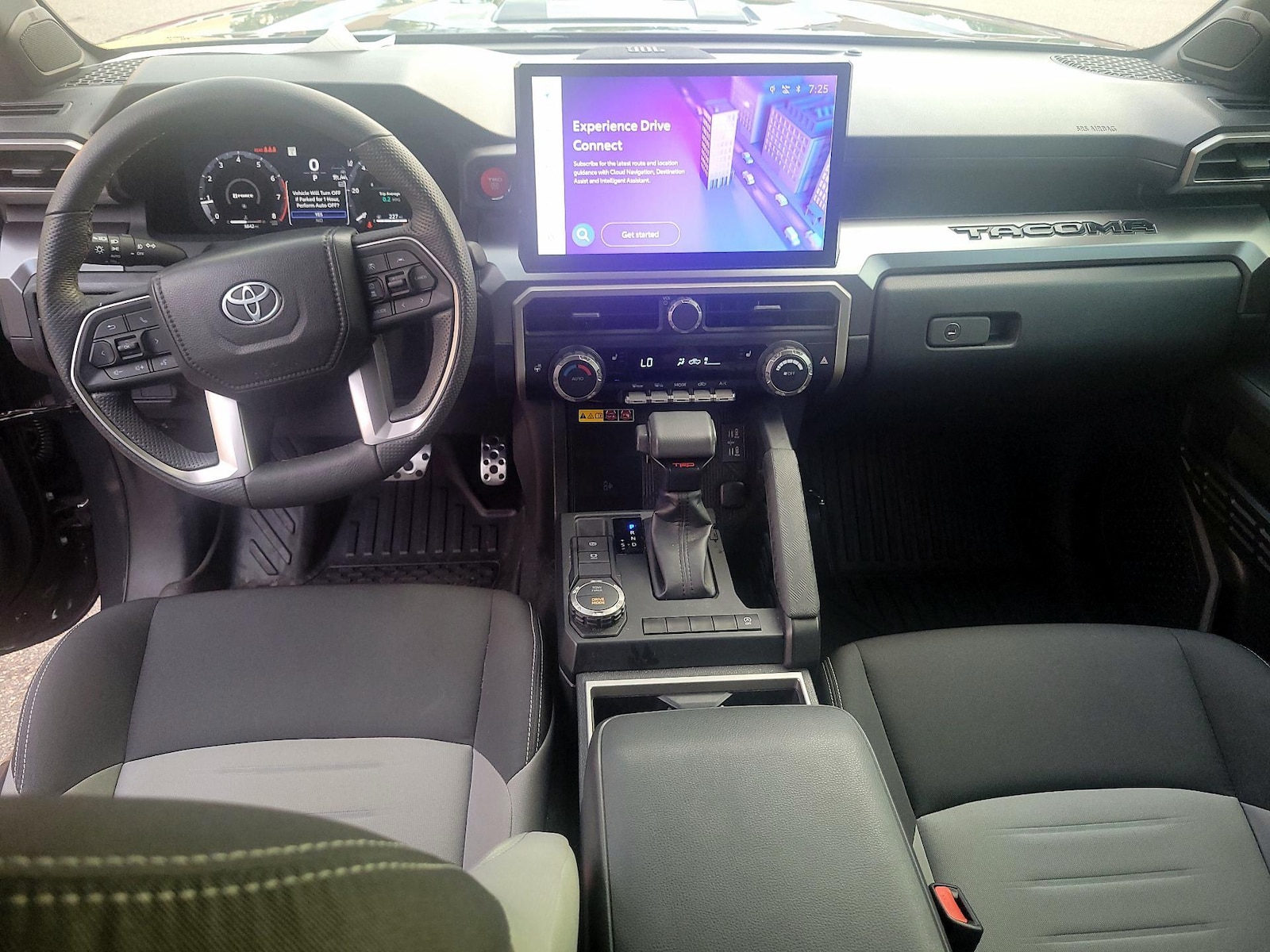 2025 Toyota Tacoma TRD Sport - Photo 8