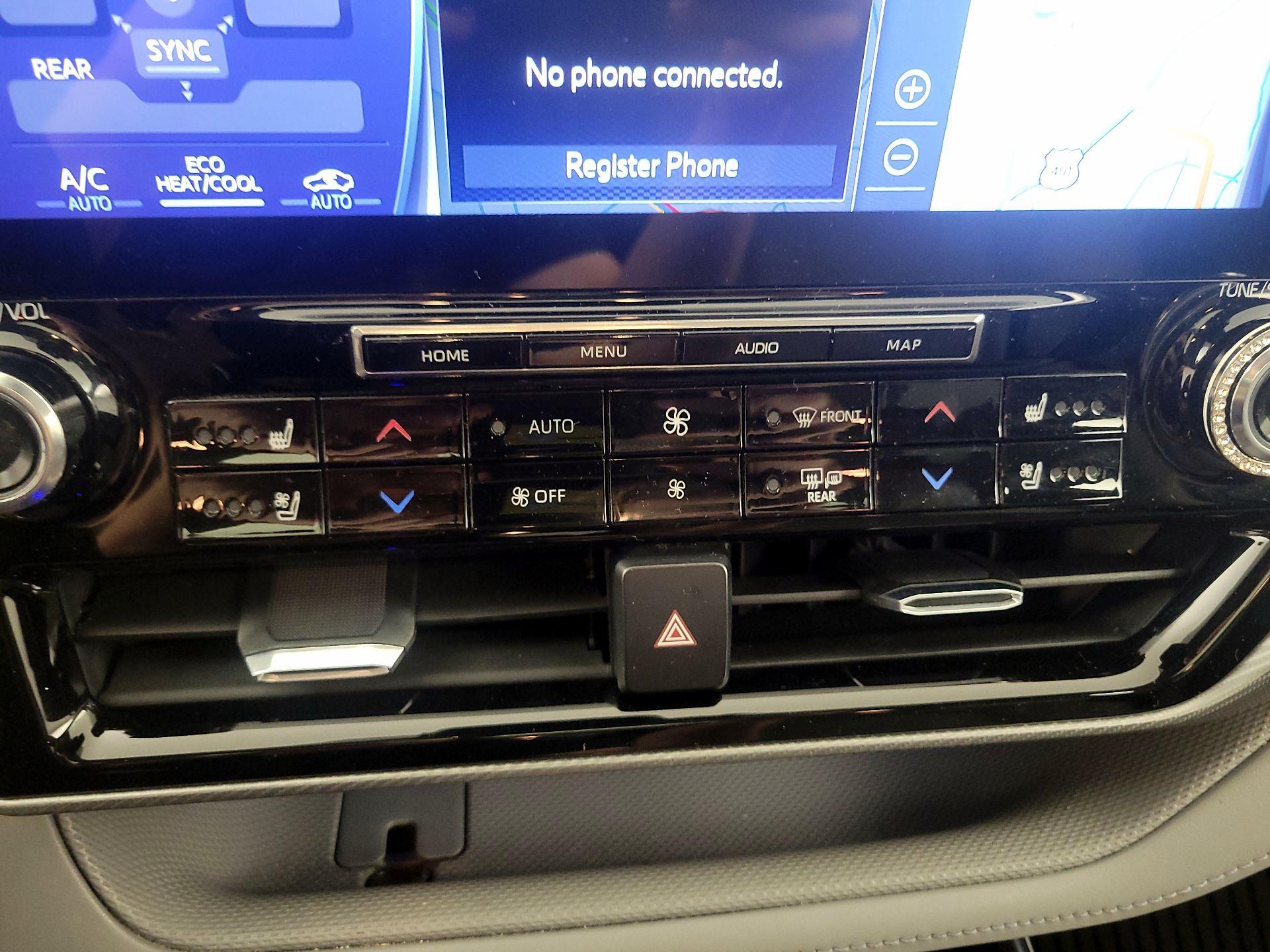 Thumbnail: 2020 Toyota Highlander - 14