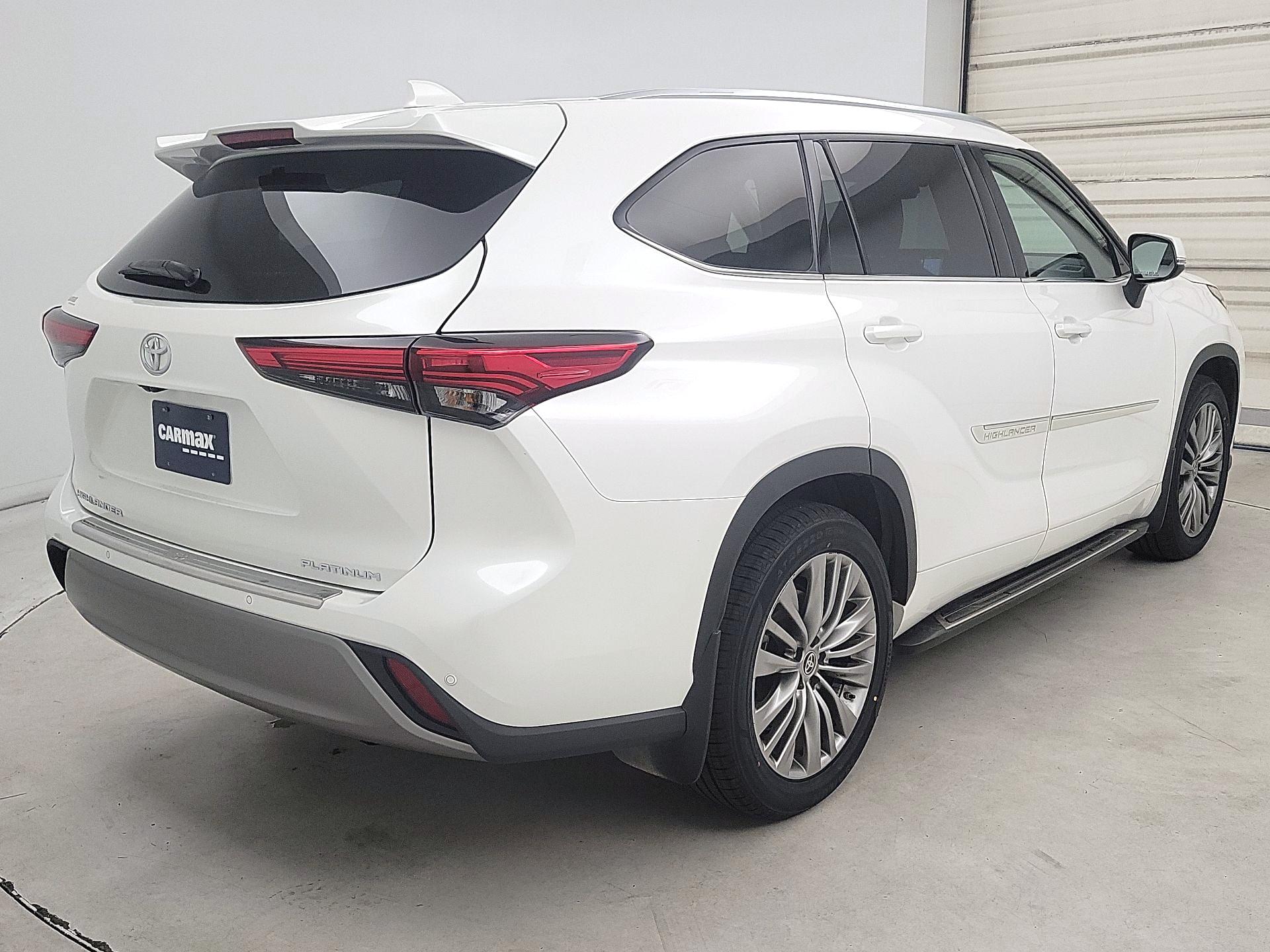 Thumbnail: 2020 Toyota Highlander - 5