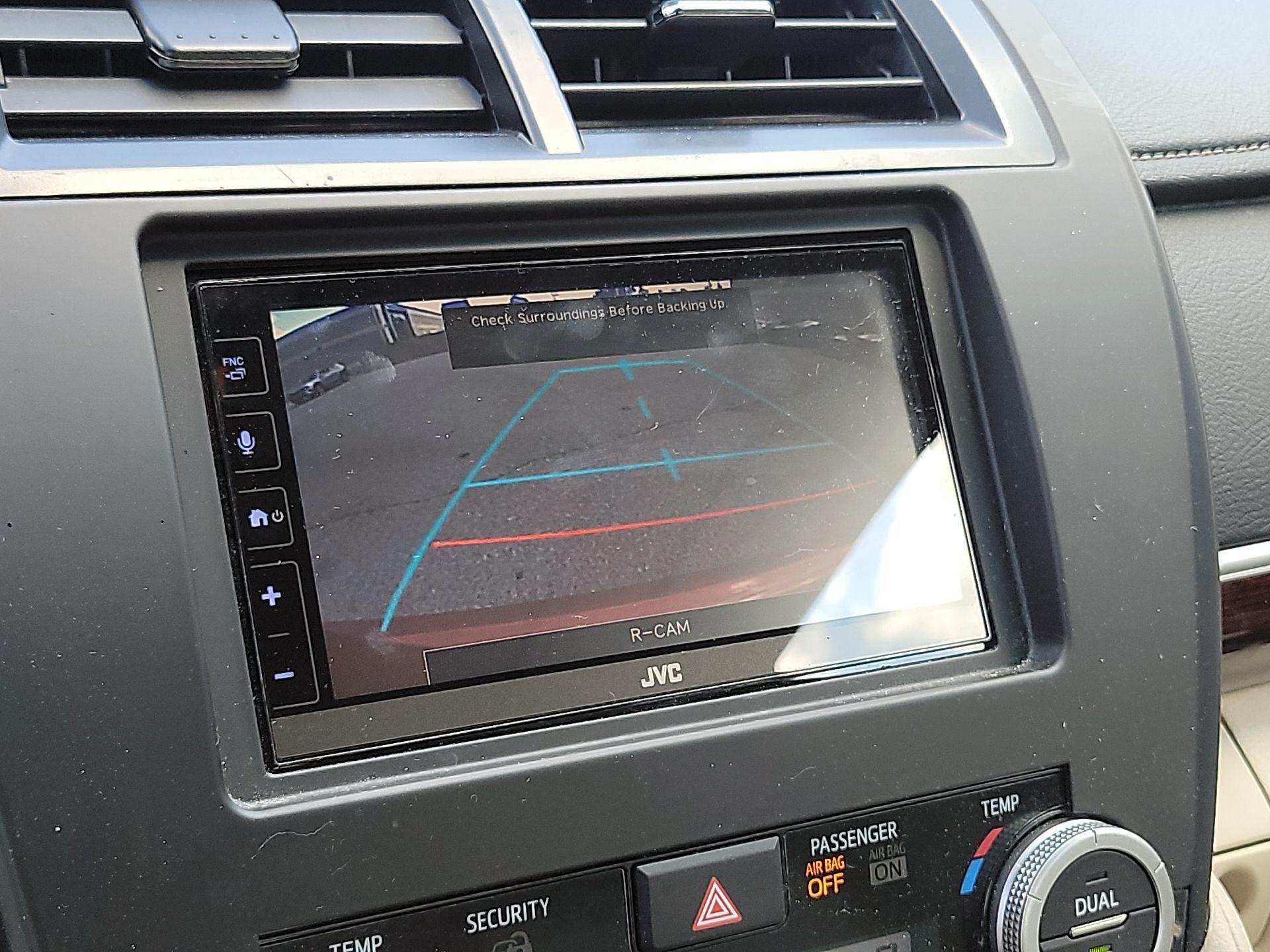 Thumbnail: 2014 Toyota Camry - 12
