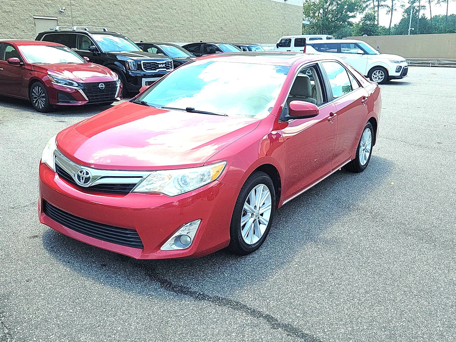 Thumbnail: 2014 Toyota Camry - 3