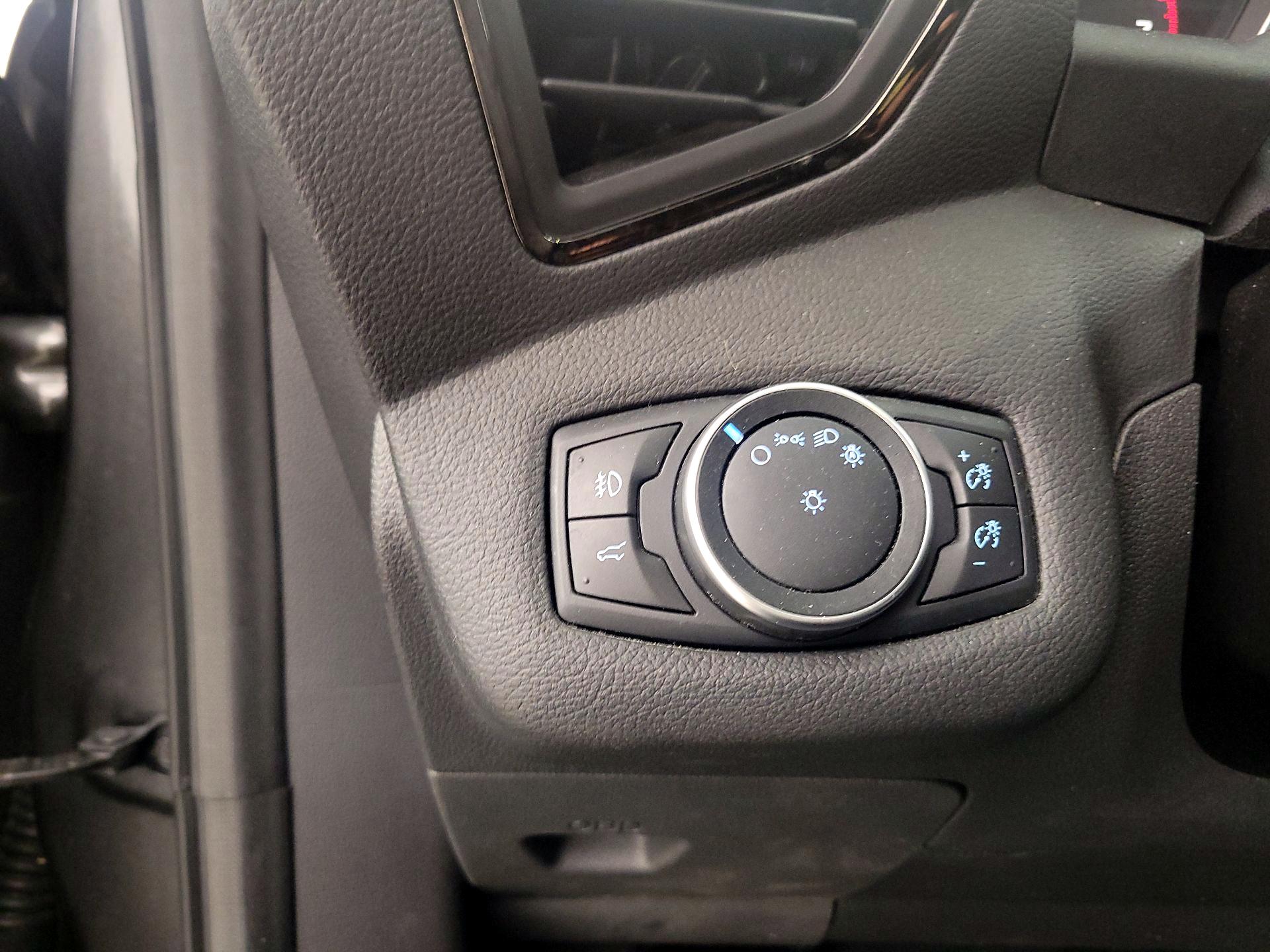 Thumbnail: 2017 Ford Escape - 11