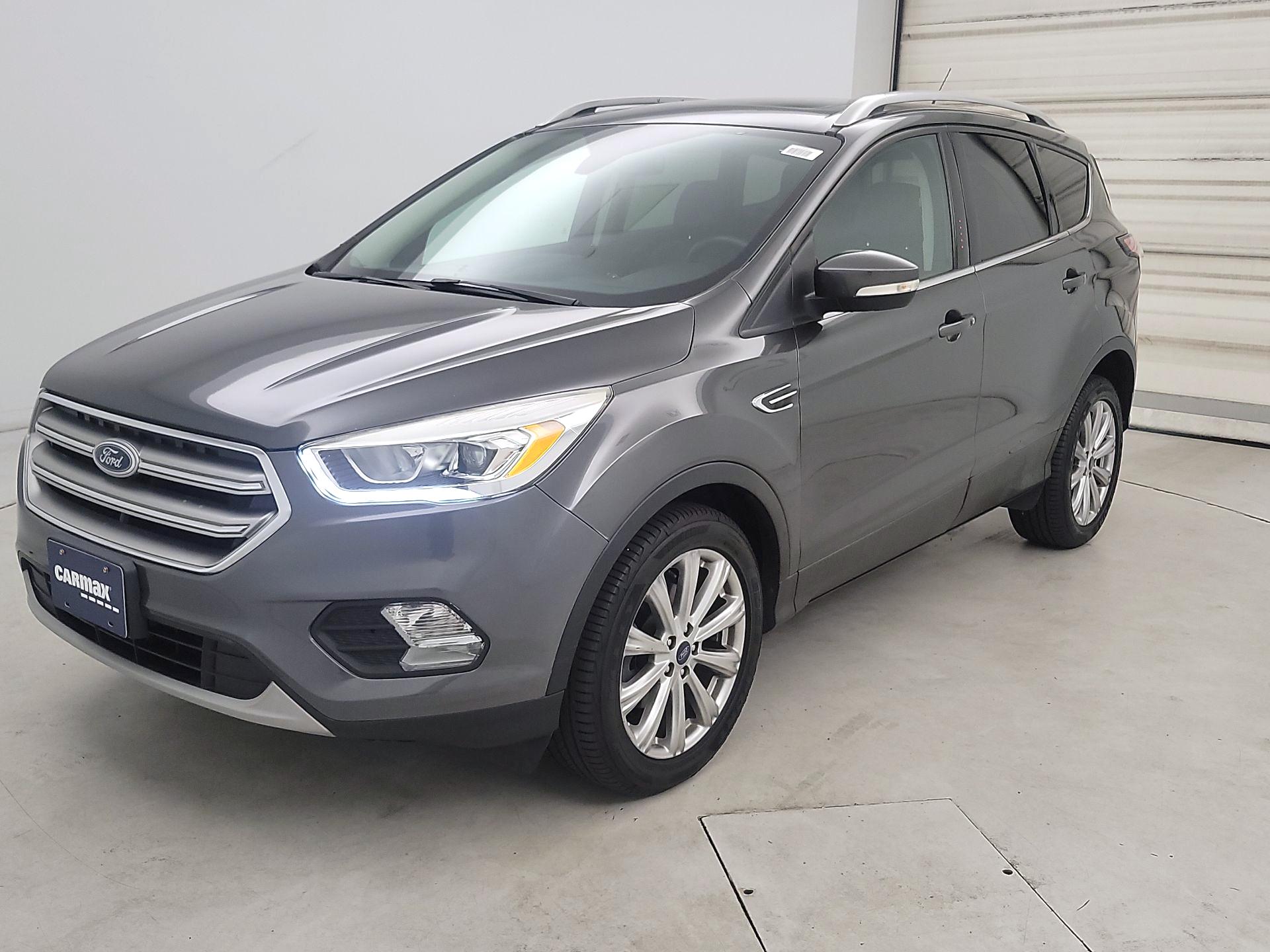 Thumbnail: 2017 Ford Escape - 3