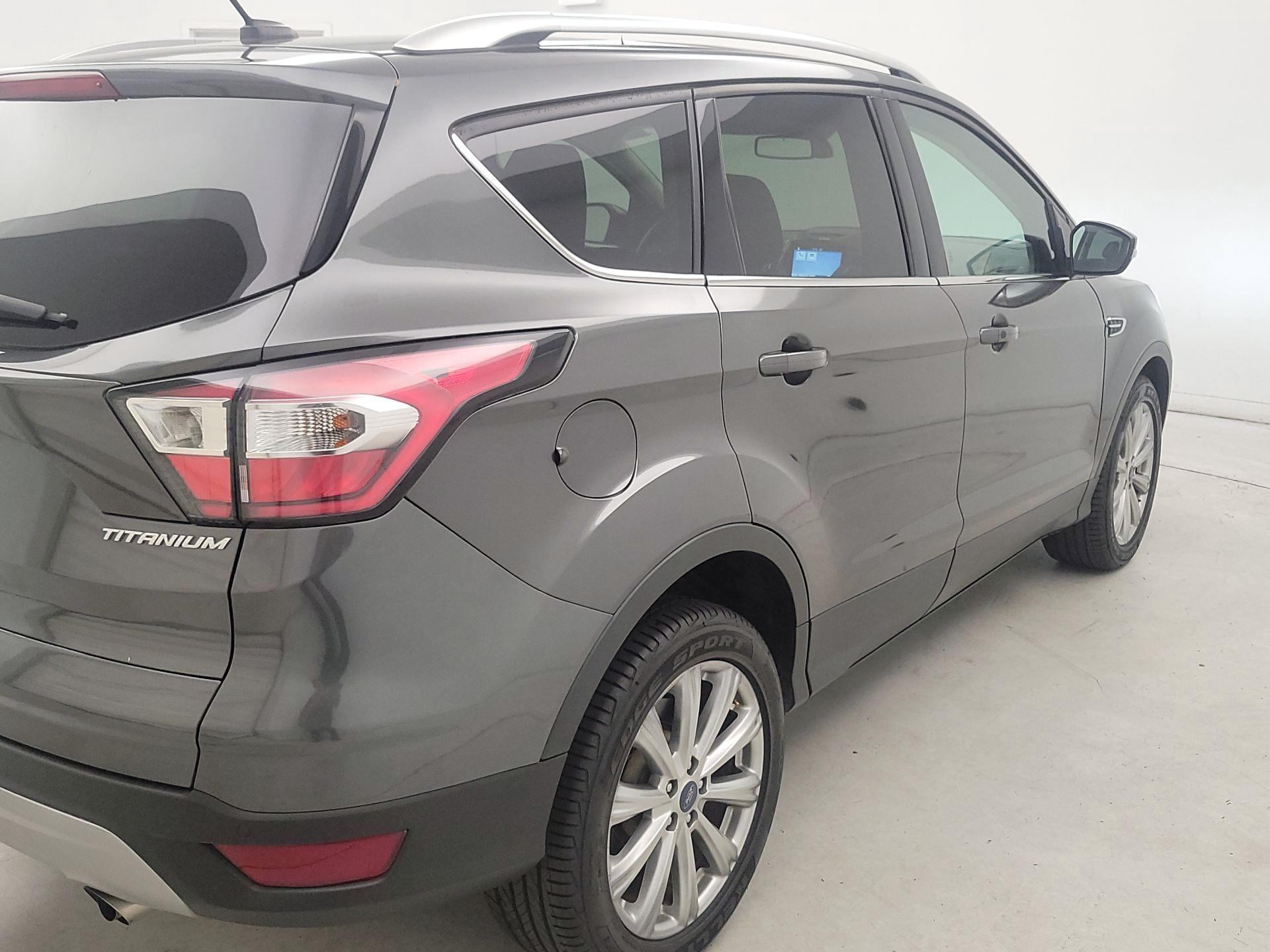 Thumbnail: 2017 Ford Escape - 5