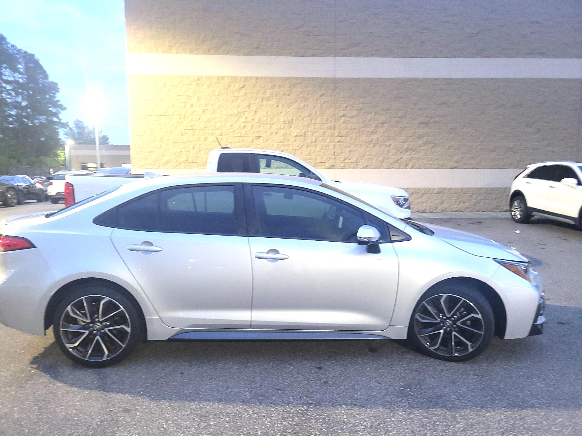 Thumbnail: 2022 Toyota Corolla - 4