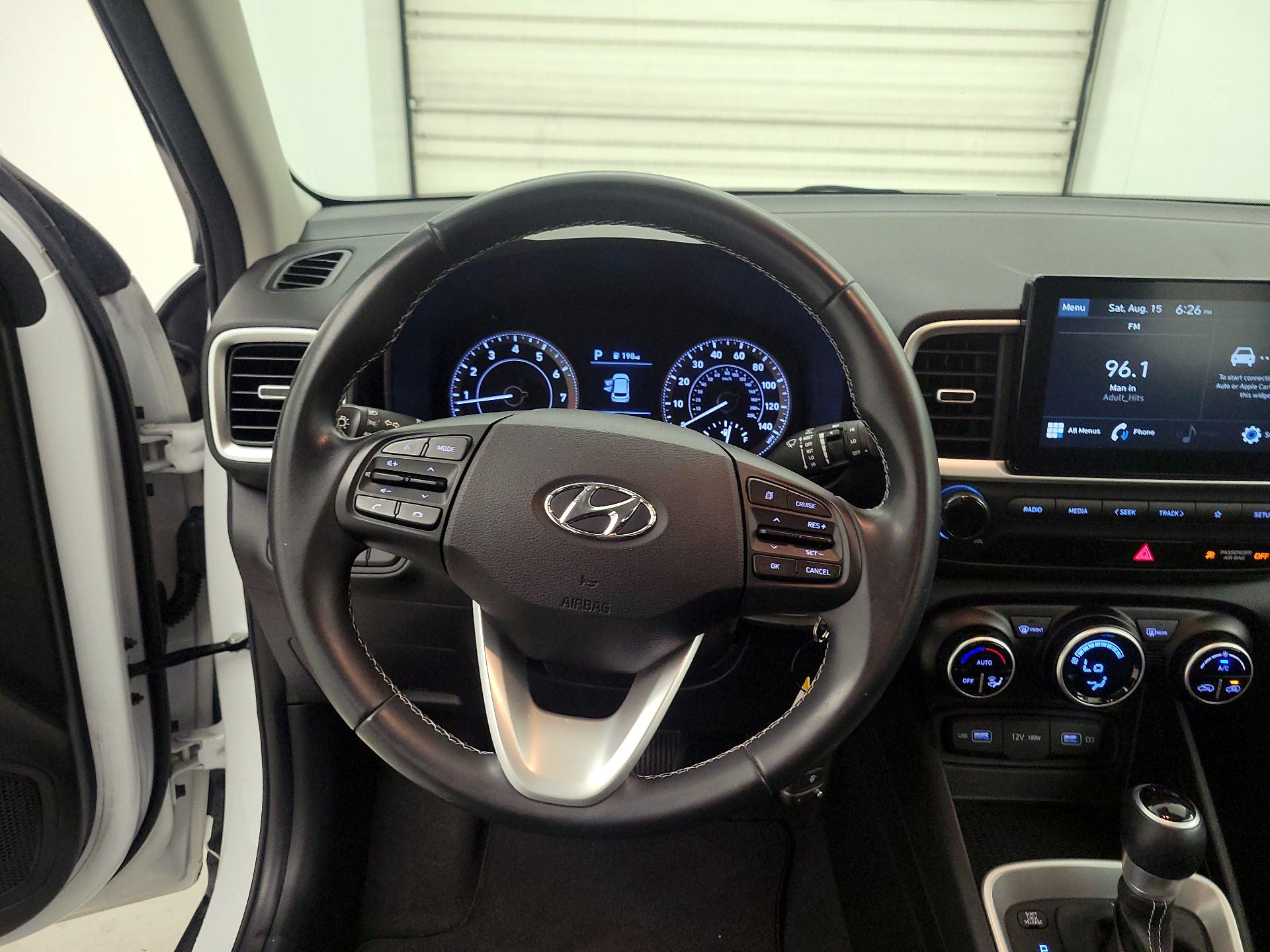 Thumbnail: 2022 Hyundai Venue - 10