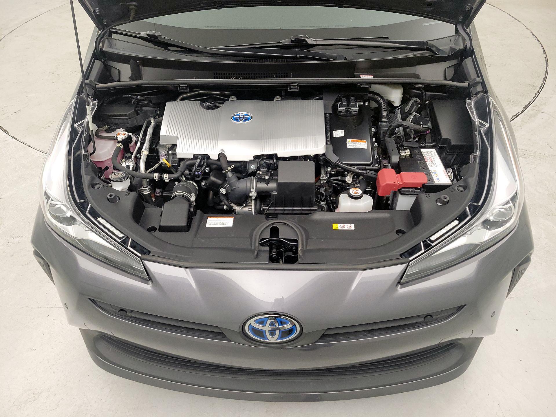 Thumbnail: 2022 Toyota Prius - 19