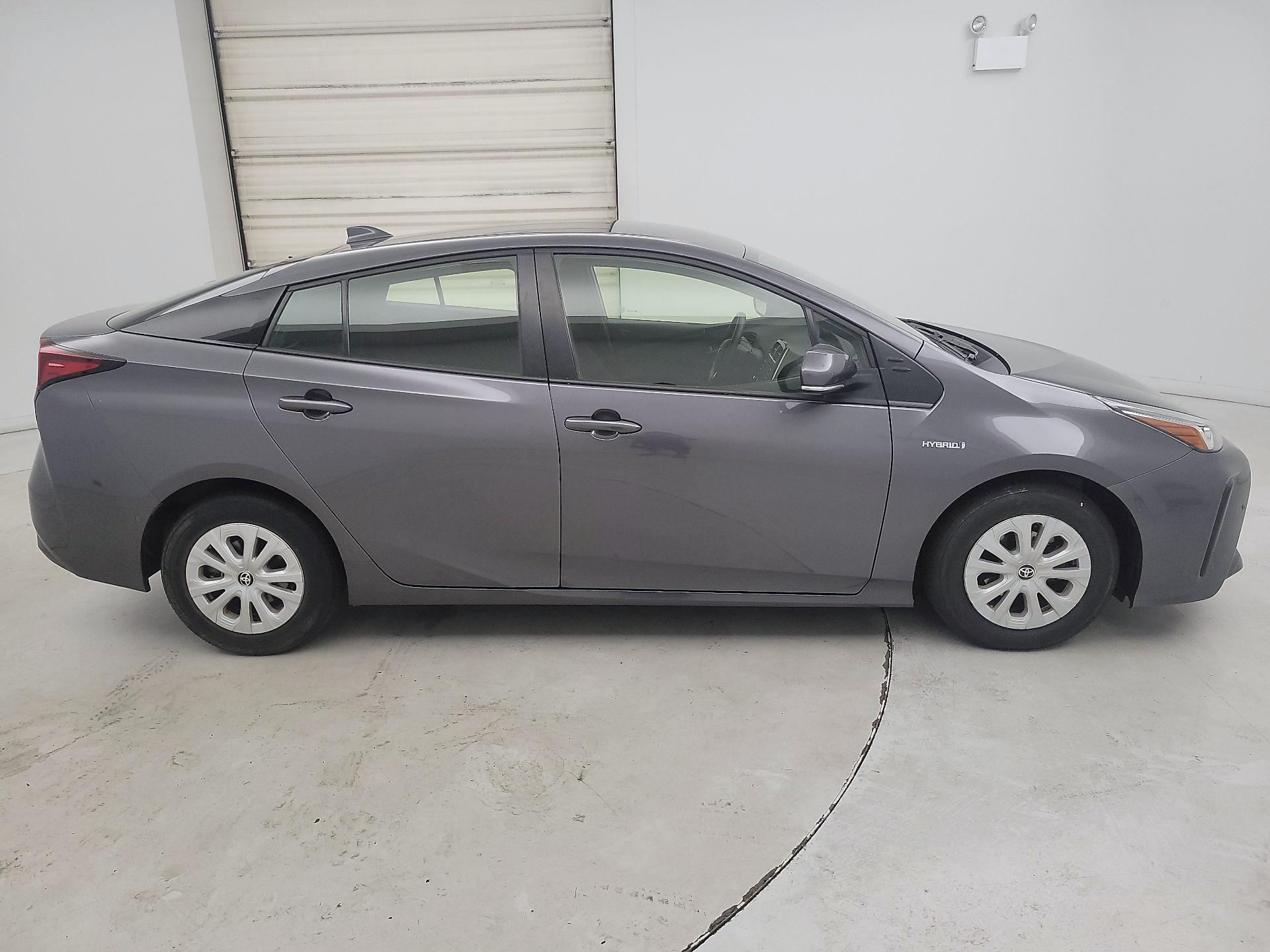 Thumbnail: 2022 Toyota Prius - 4