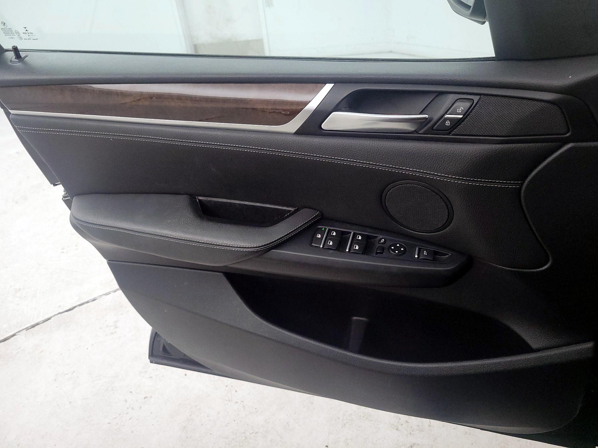 Thumbnail: 2016 BMW X3 - 12