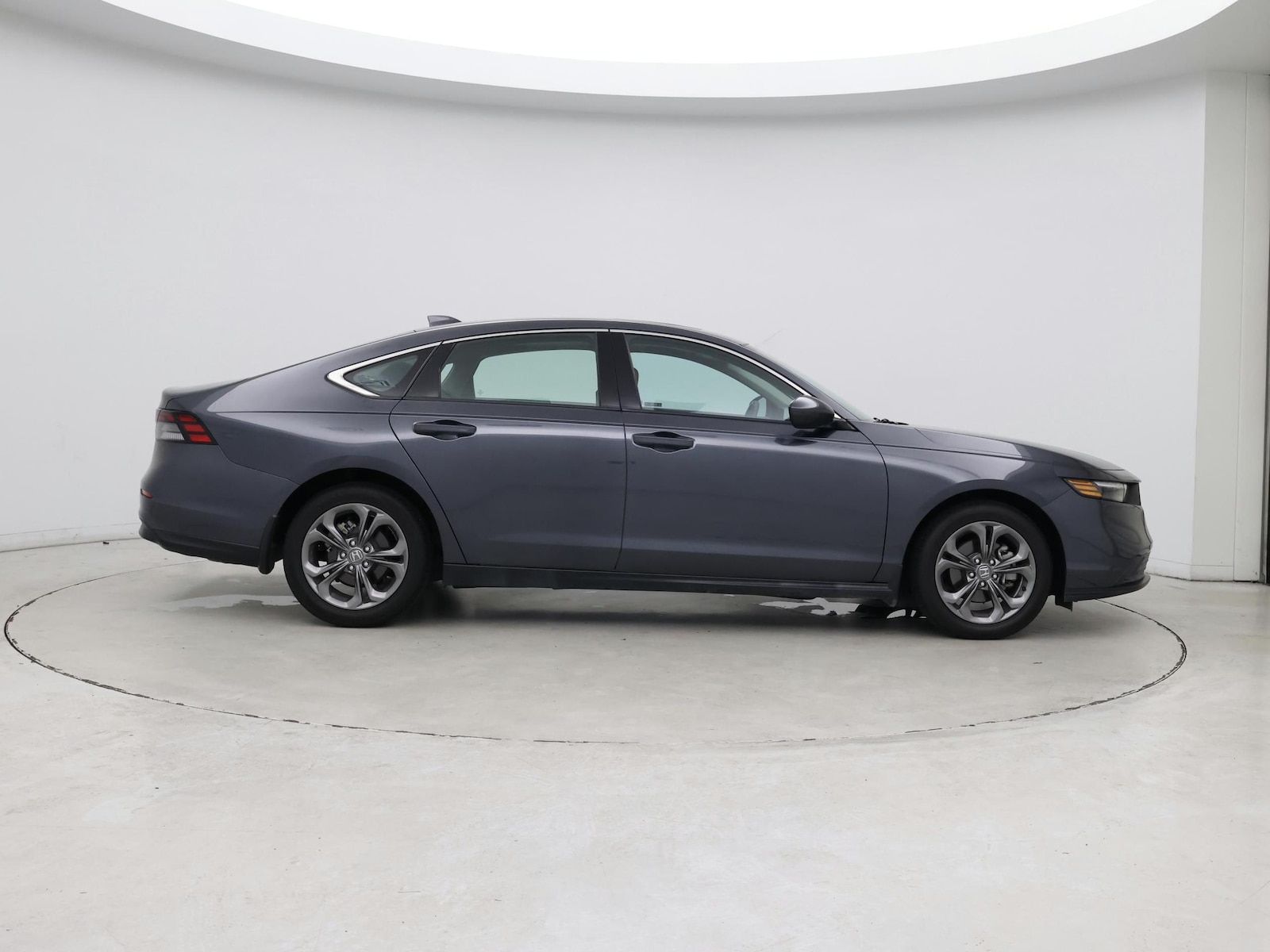 2024 Honda Accord EX - Photo 8