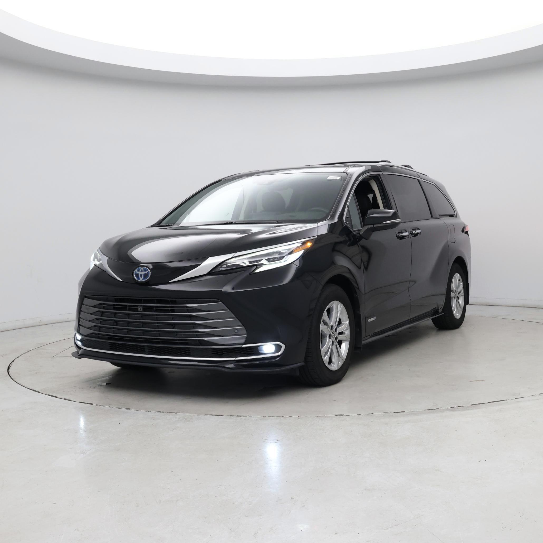 Thumbnail: 2021 Toyota Sienna - 4