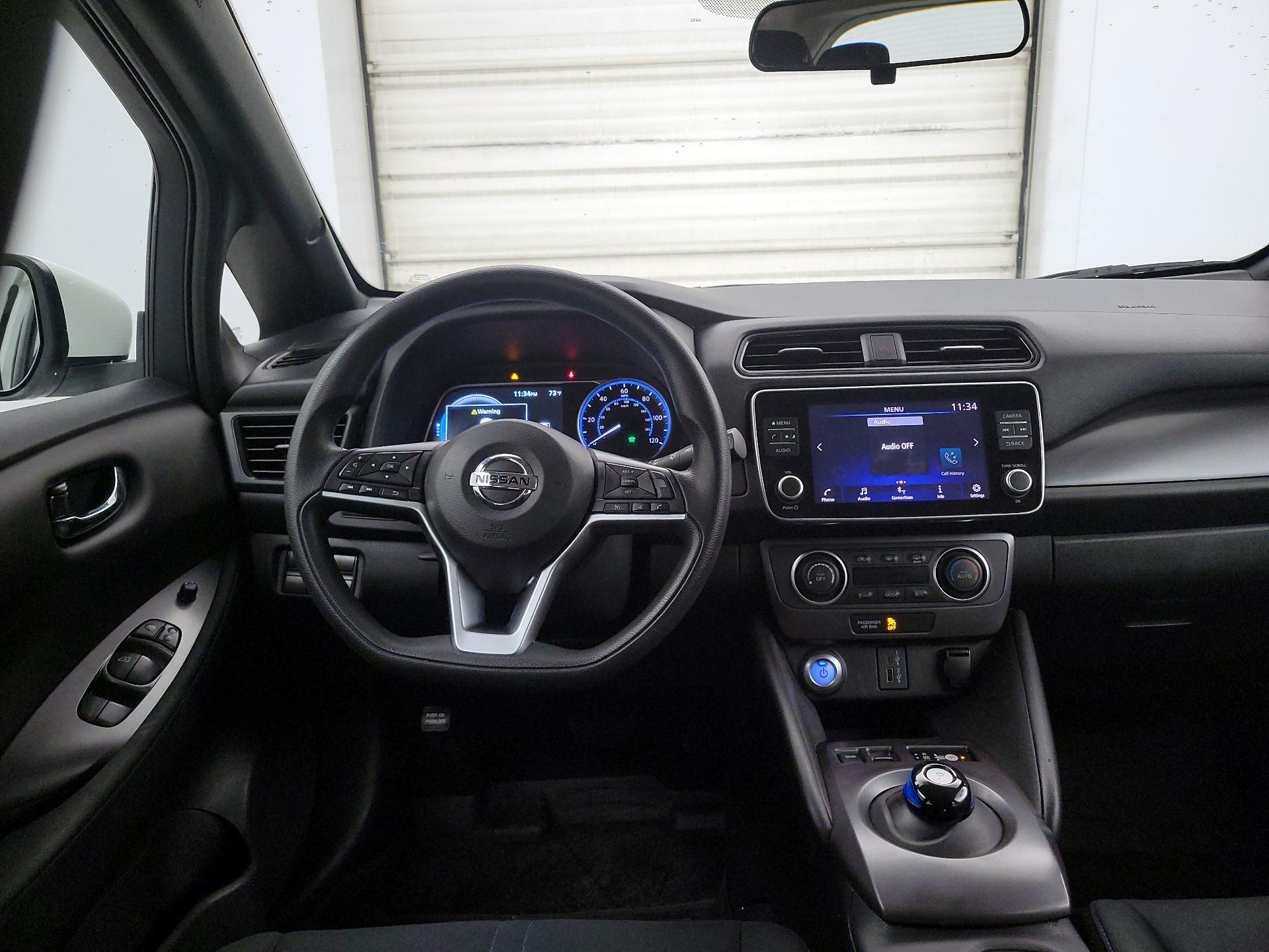 Thumbnail: 2020 Nissan Leaf - 9