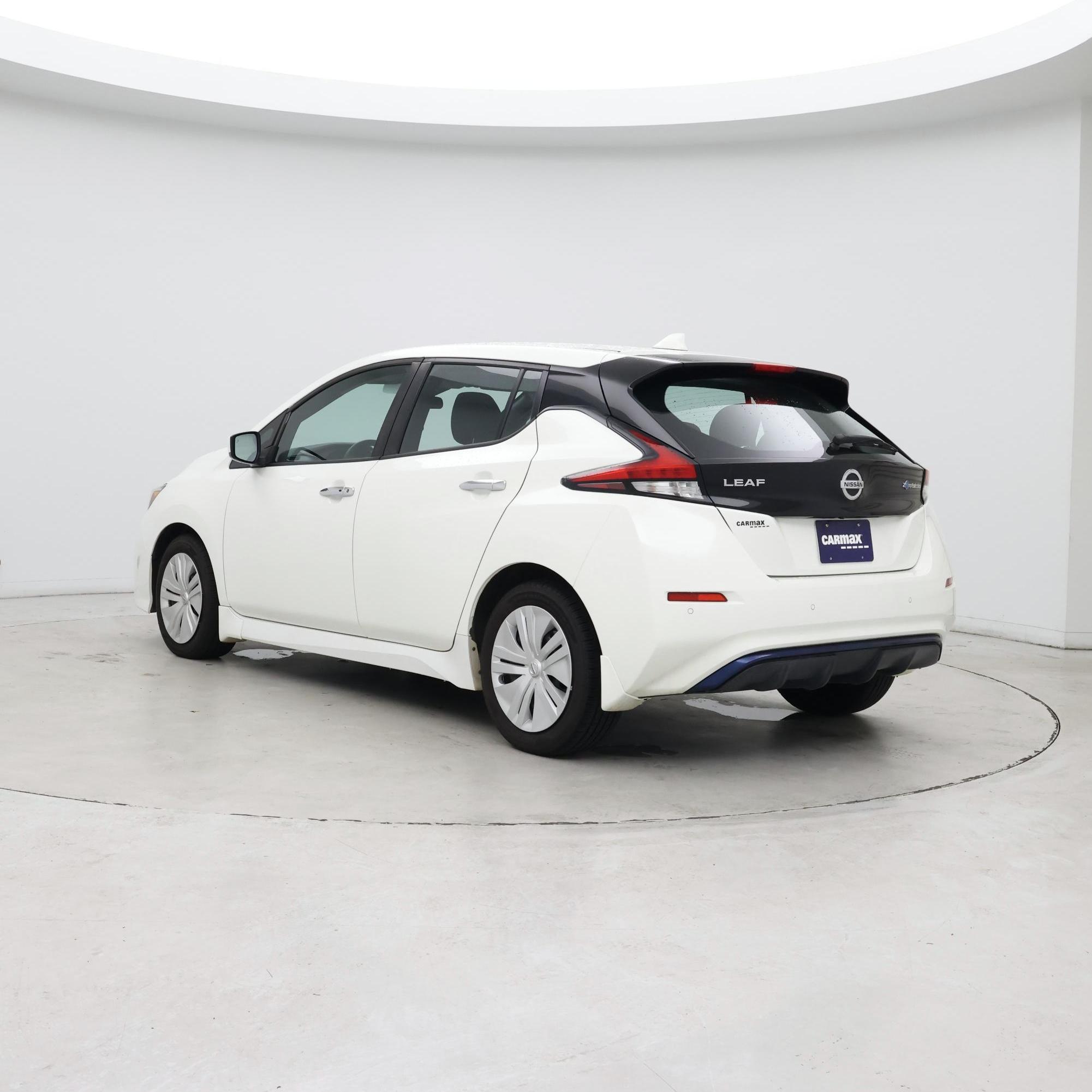 Thumbnail: 2020 Nissan Leaf - 2