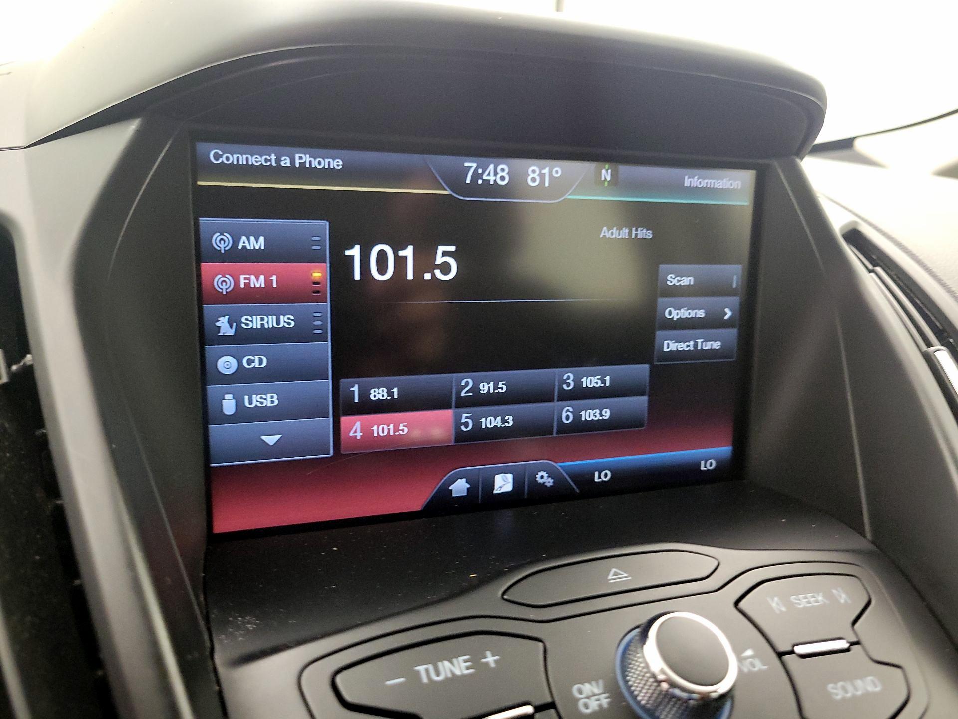 Thumbnail: 2015 Ford C-Max - 14