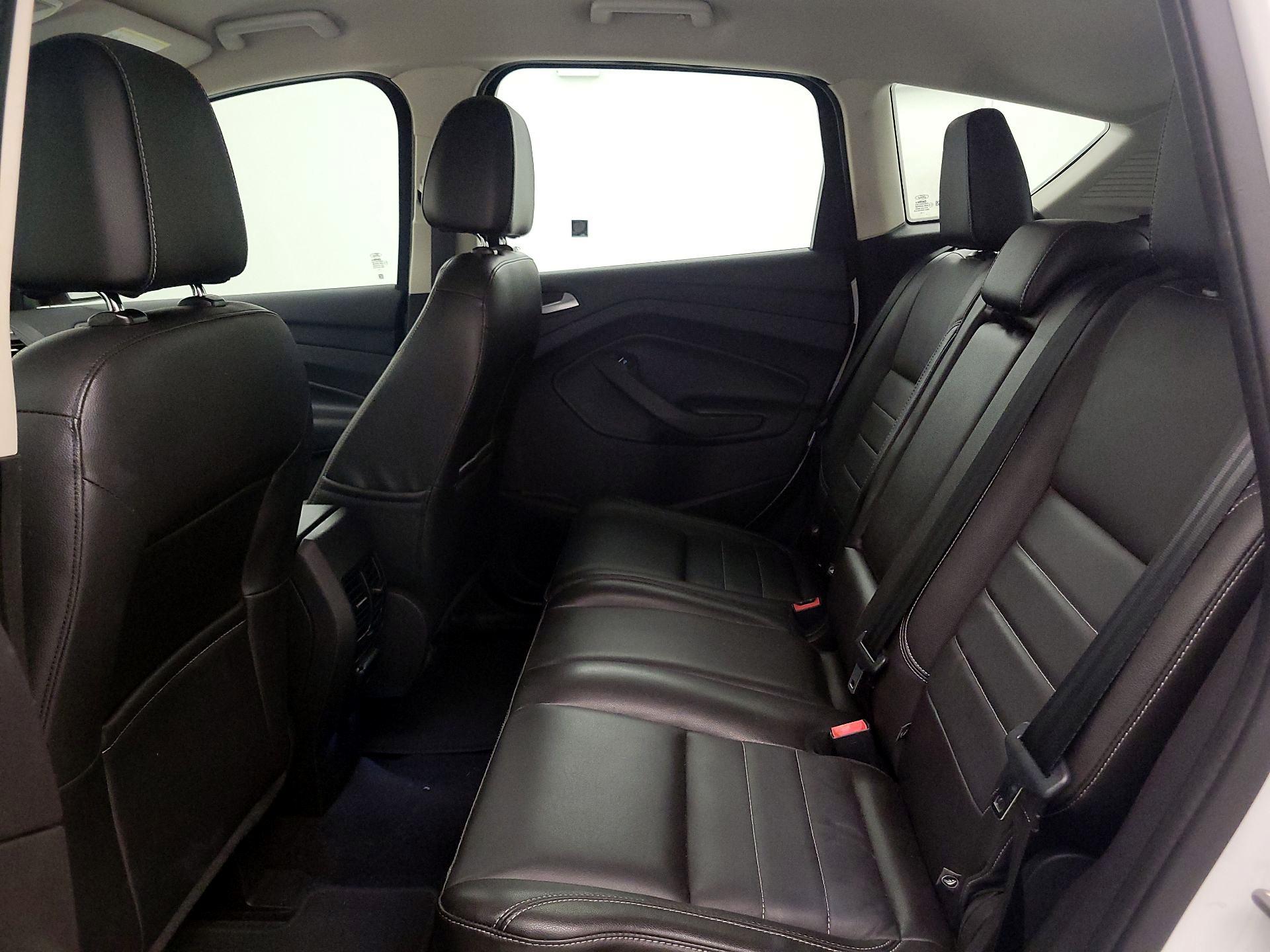 Thumbnail: 2015 Ford C-Max - 18