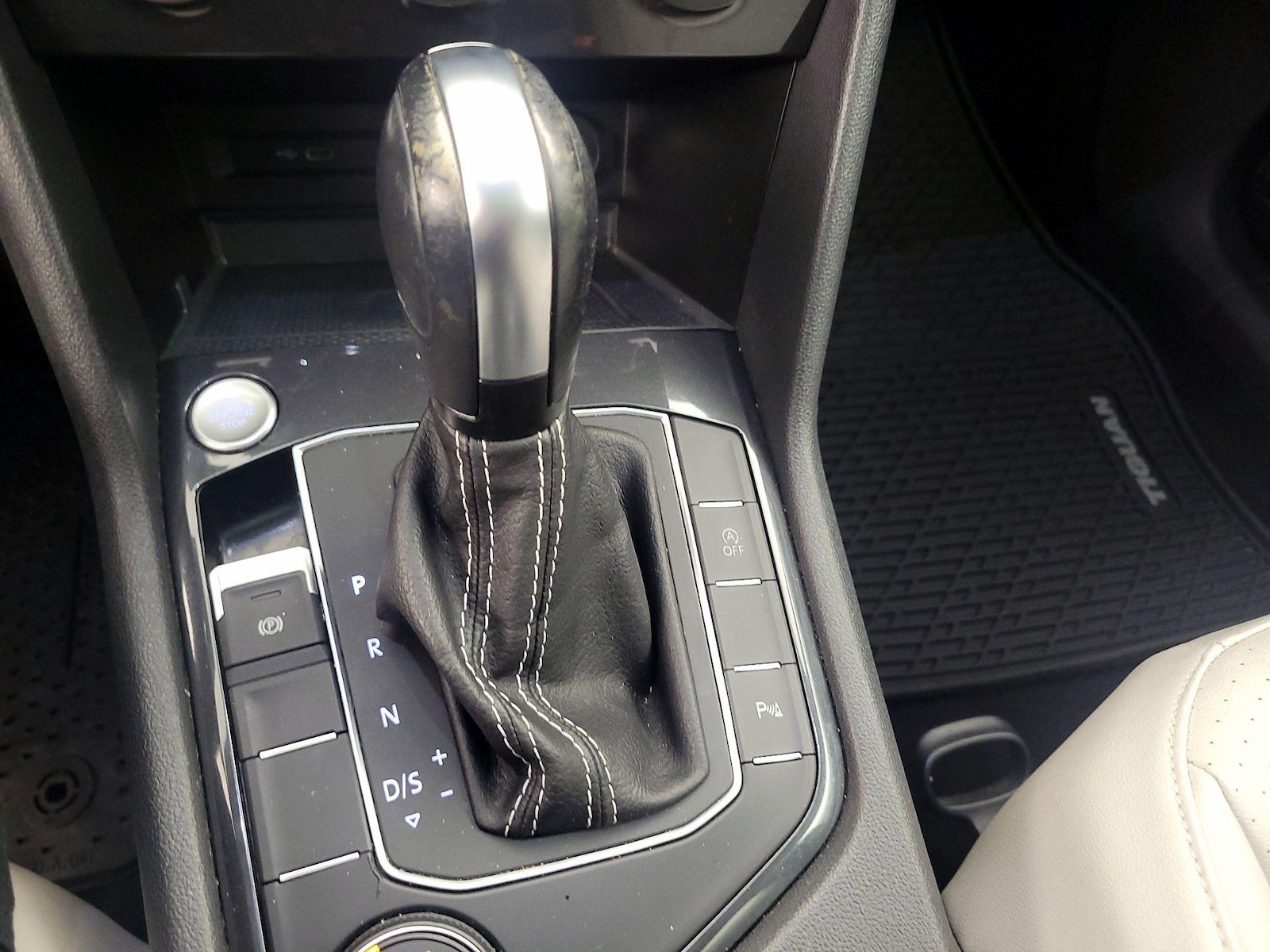 2021 Volkswagen Tiguan SE R-LINE BLACK - Photo 18