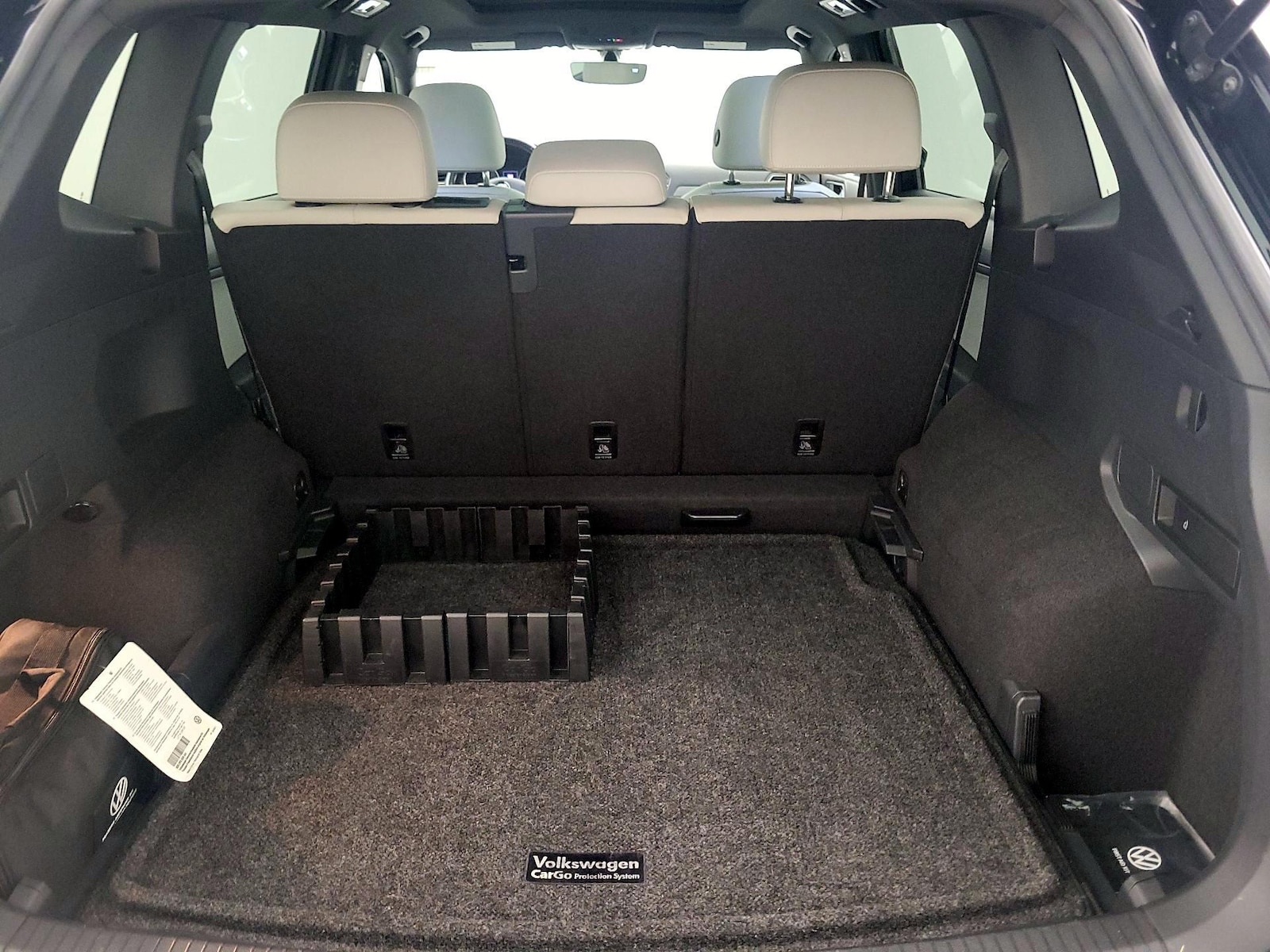 2021 Volkswagen Tiguan SE R-LINE BLACK - Photo 21