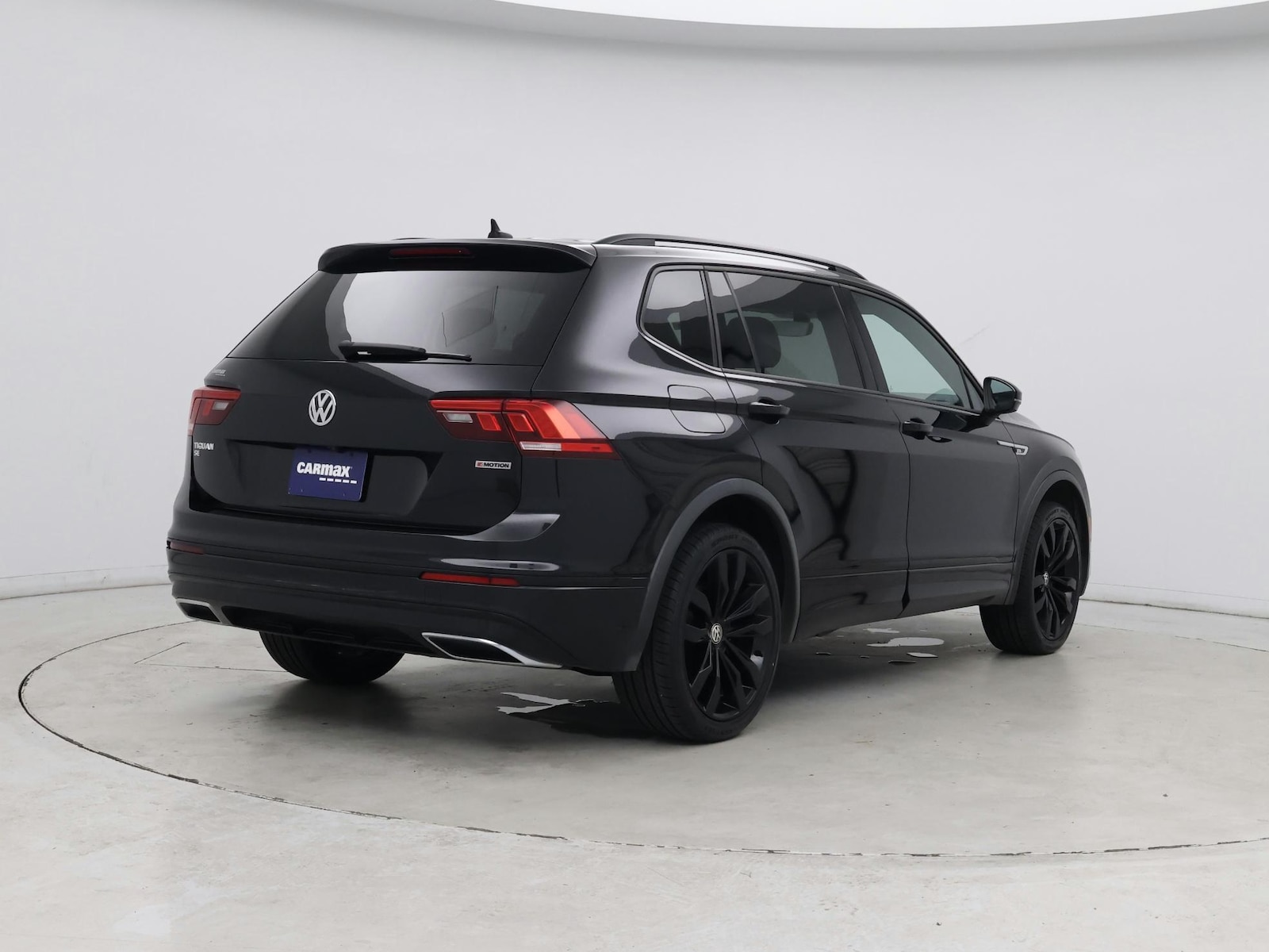 2021 Volkswagen Tiguan SE R-LINE BLACK - Photo 9